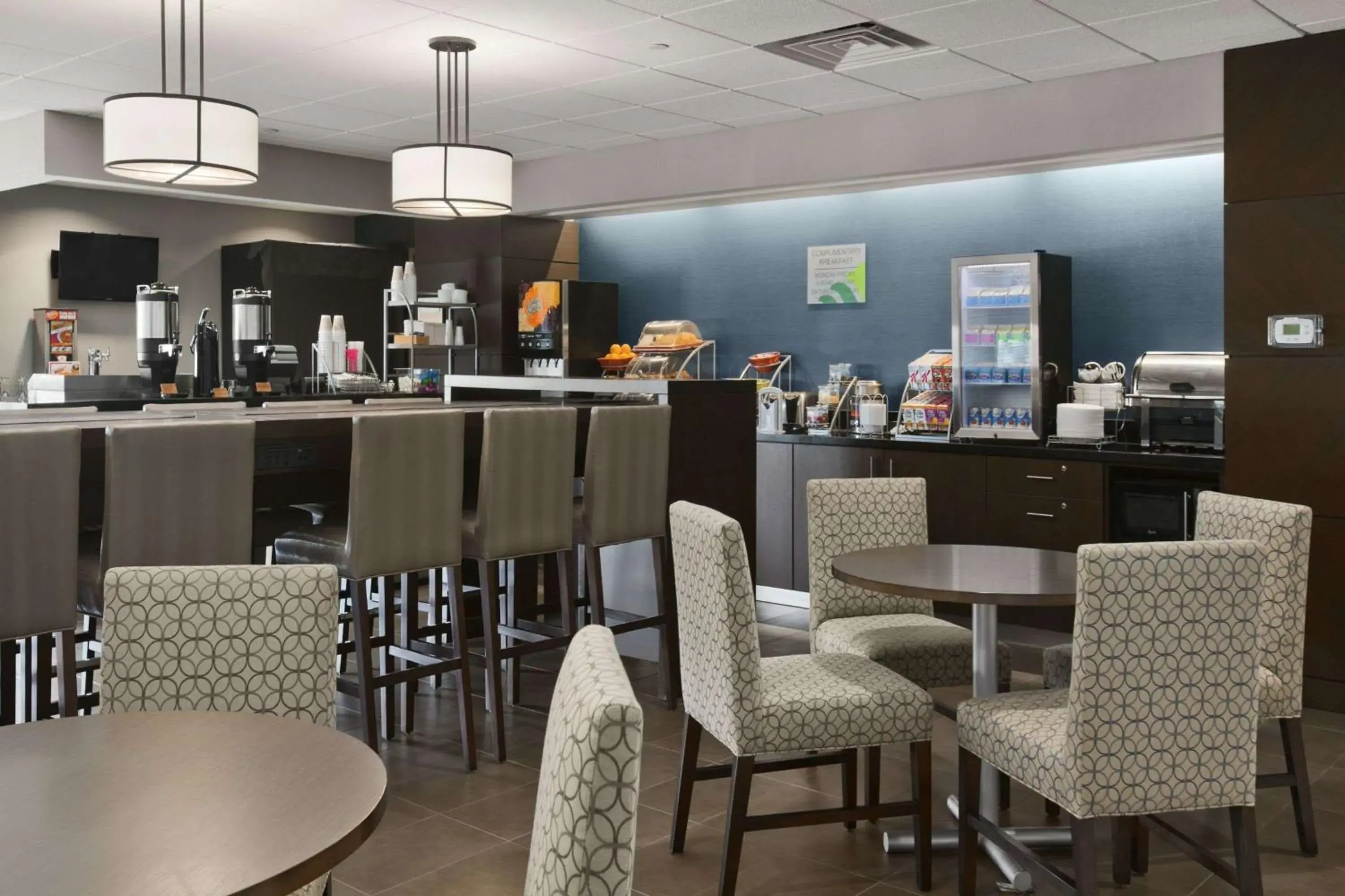 Restaurant/places to eat in Wingate by Wyndham - Bismarck Restaurant/places to eat in Wingate by Wyndham - Bismarck