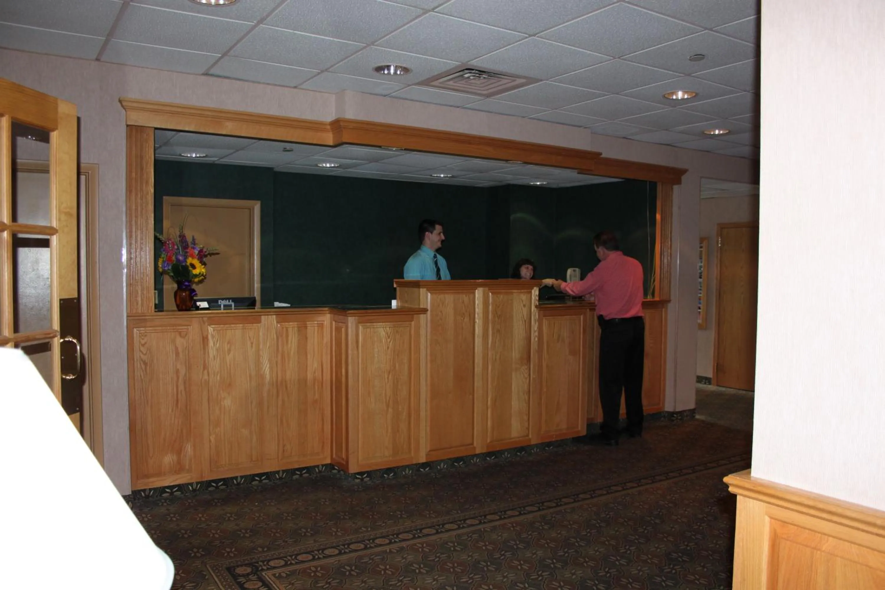 Lobby or reception in Trip Hotel Ithaca