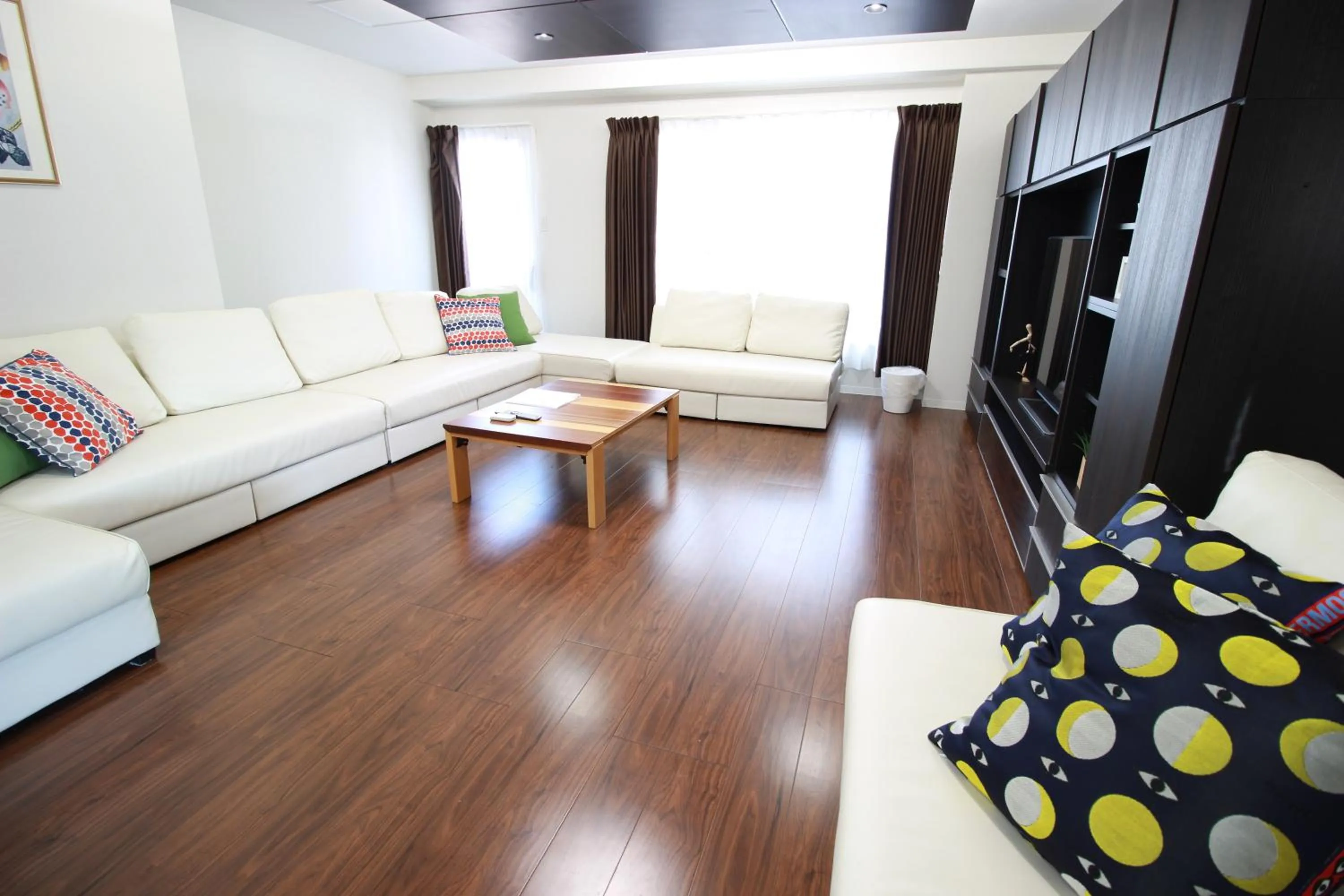 TV and multimedia in Atrium Deluxe Apartments Osaka - Self Check-In Only