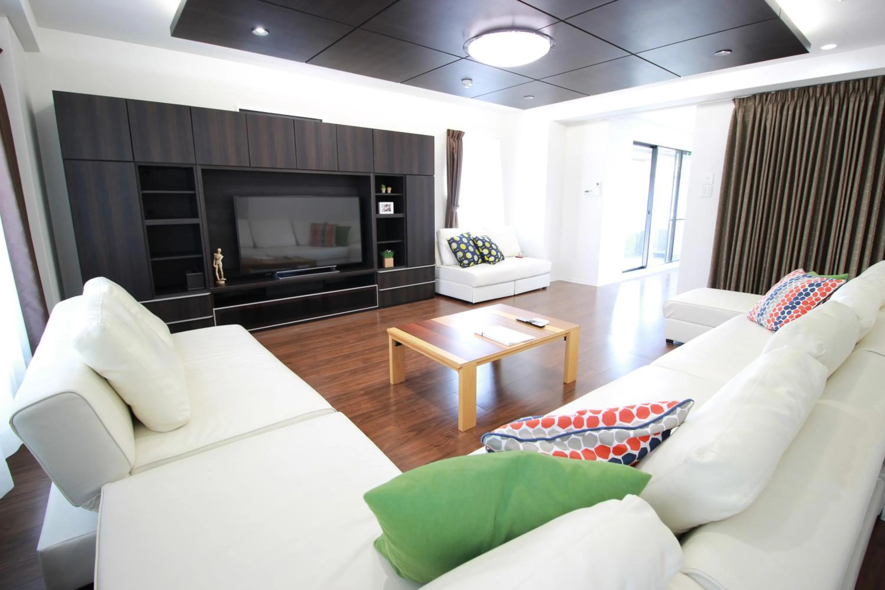 TV and multimedia in Atrium Deluxe Apartments Osaka - Self Check-In Only