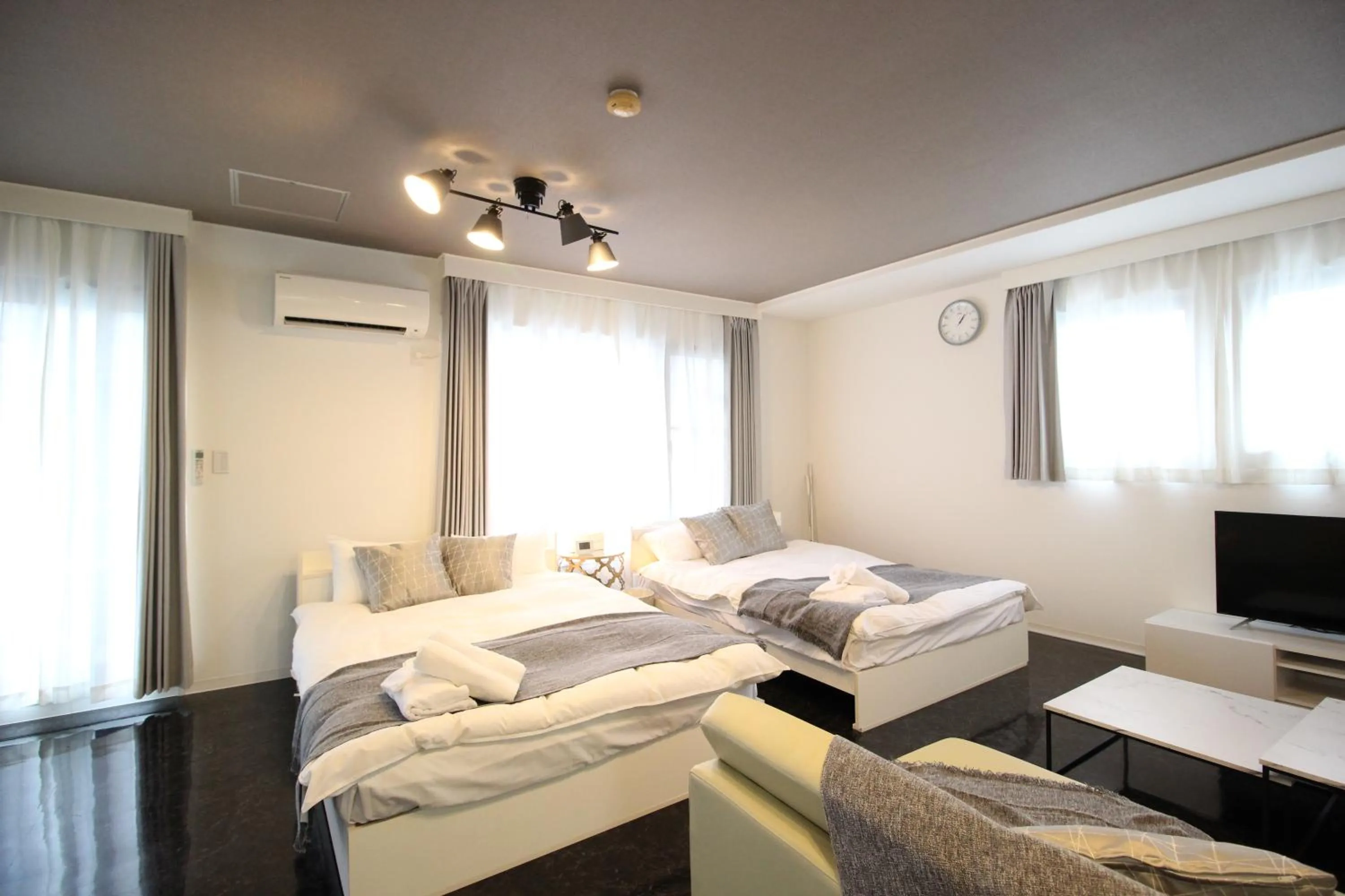 Bed in Atrium Deluxe Apartments Osaka - Self Check-In Only