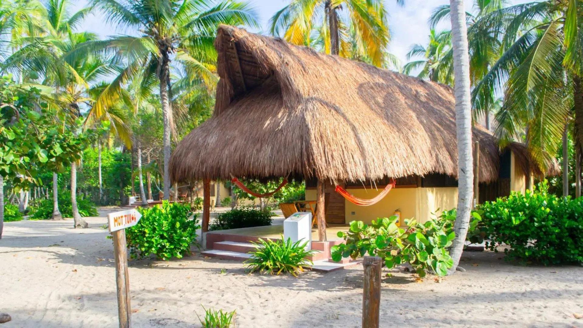 Standard Bungalow on the beach in Aite Eco Resort Standard Bungalow on the beach in Aite Eco Resort