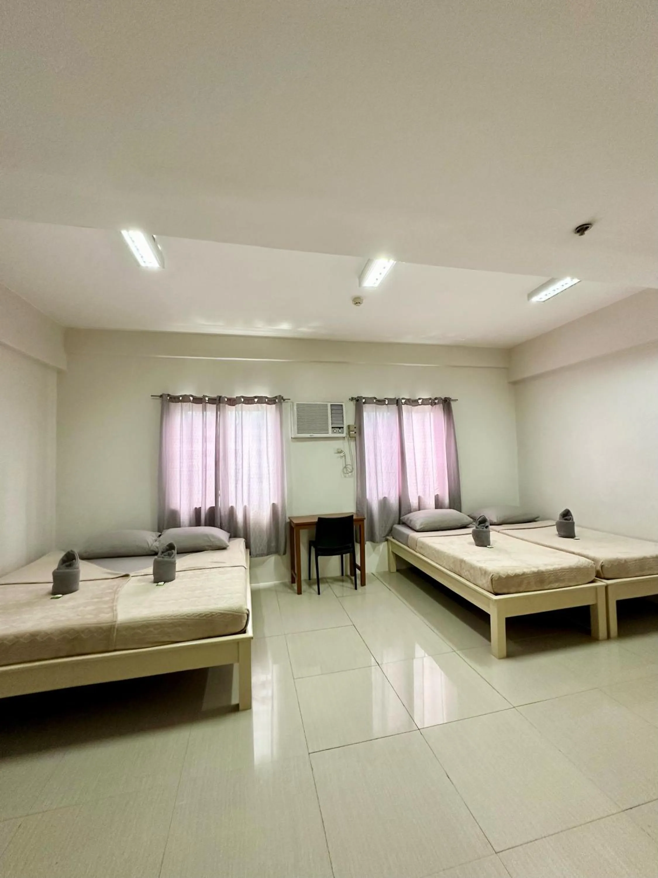 Bed in LOC Residence Inn