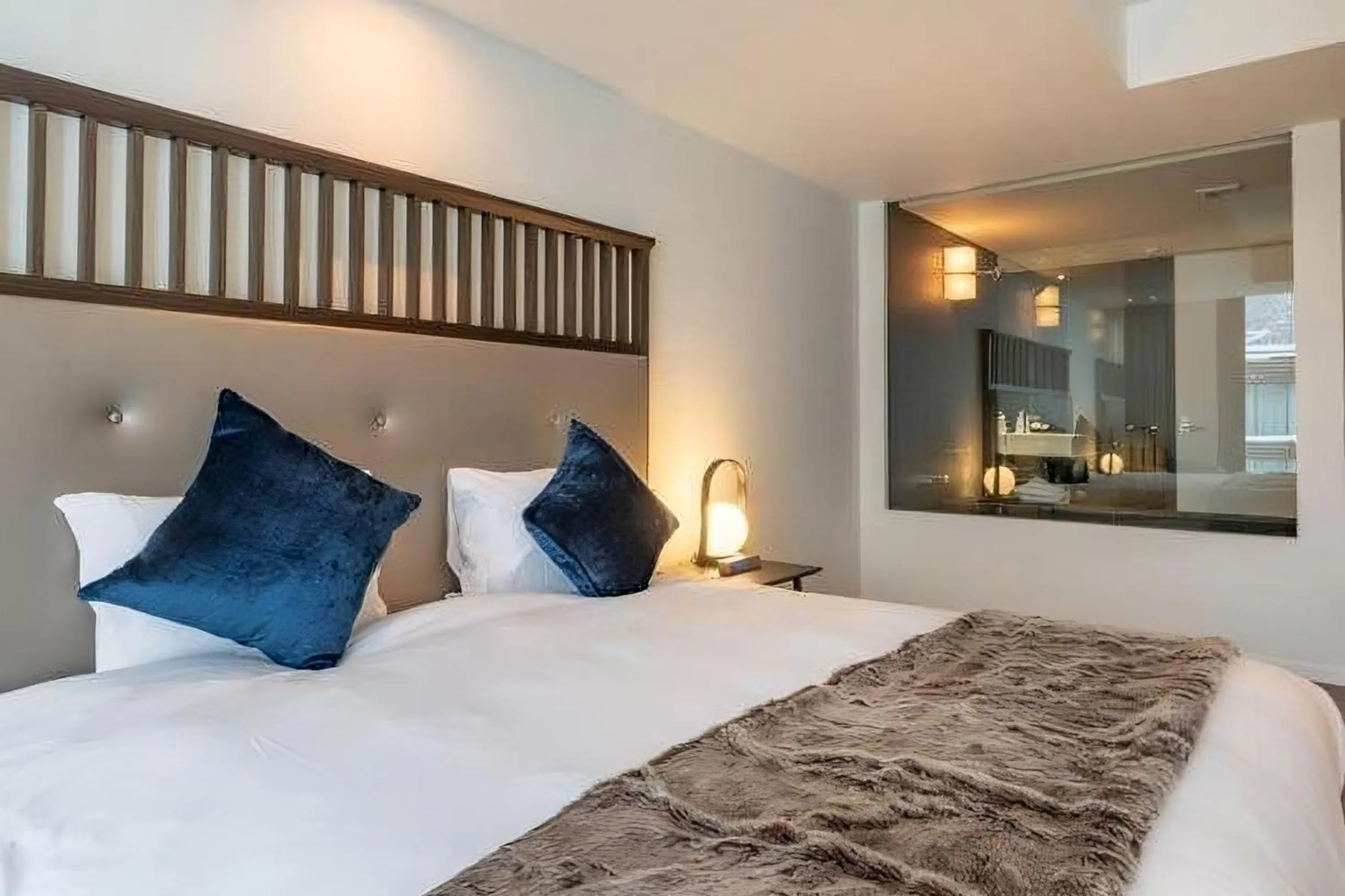 Bed in The Vale Niseko