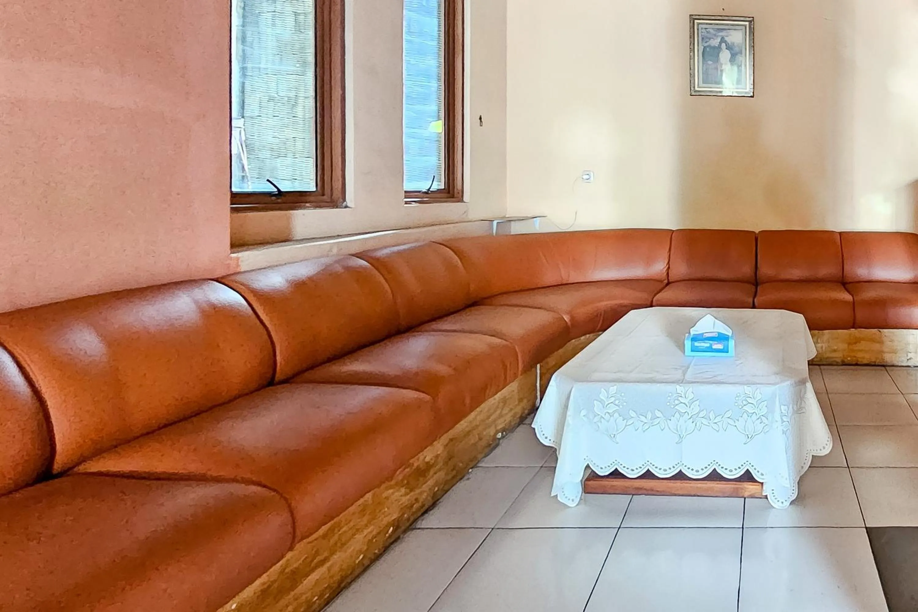 Seating area in Urbanview My Grand Hotel Bogor