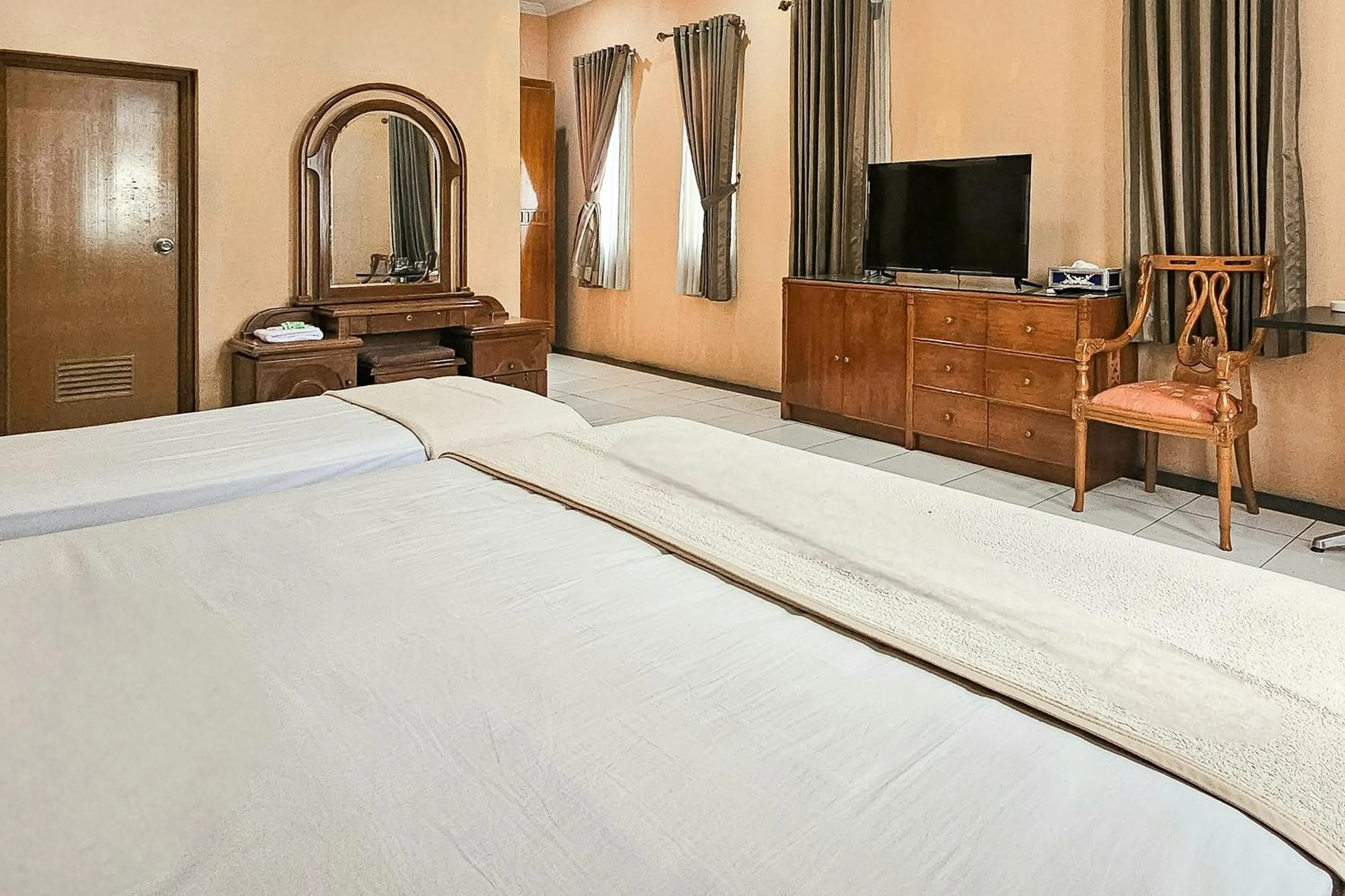 Bedroom, Bed in Urbanview My Grand Hotel Bogor