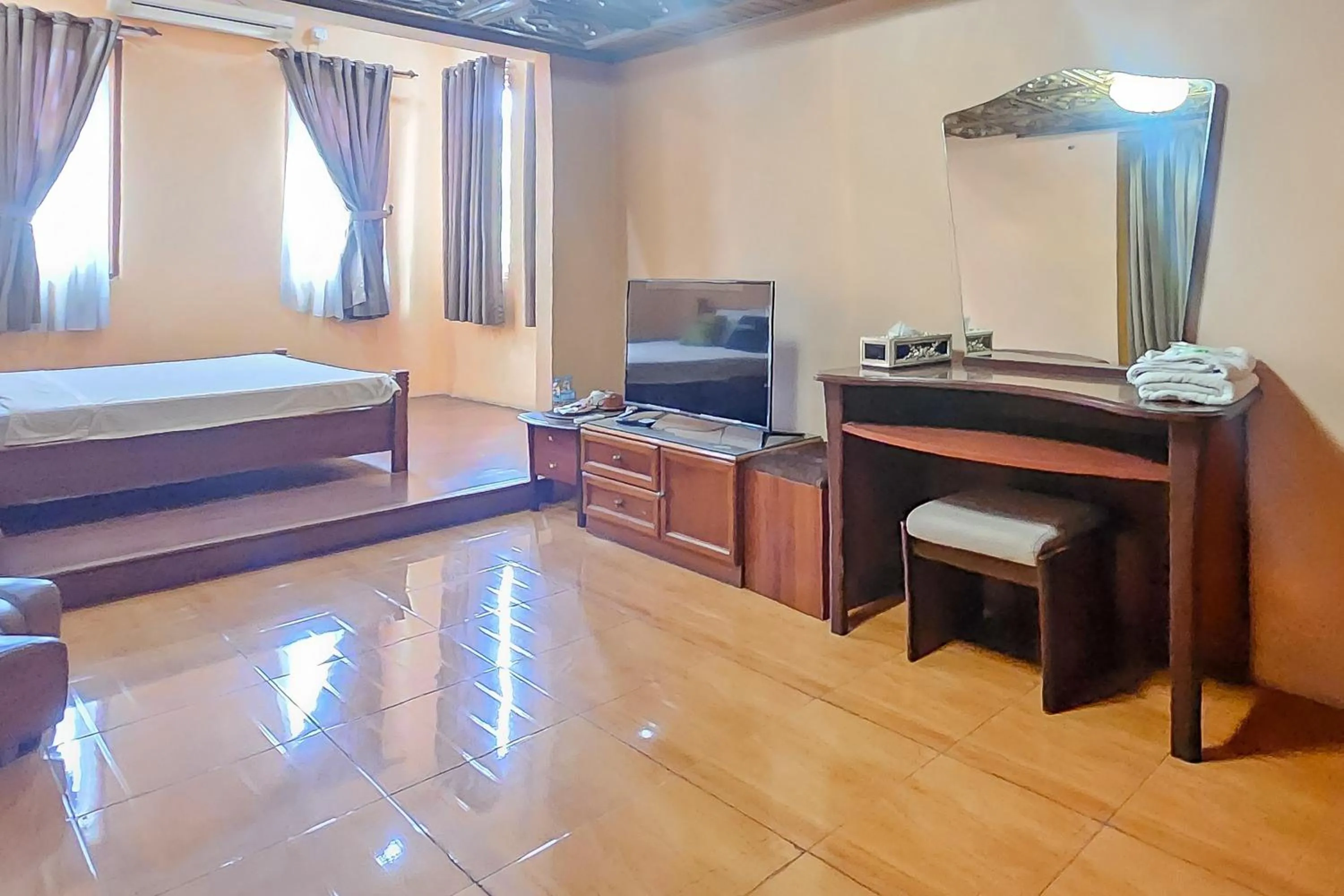 Bedroom, Bed in Urbanview My Grand Hotel Bogor