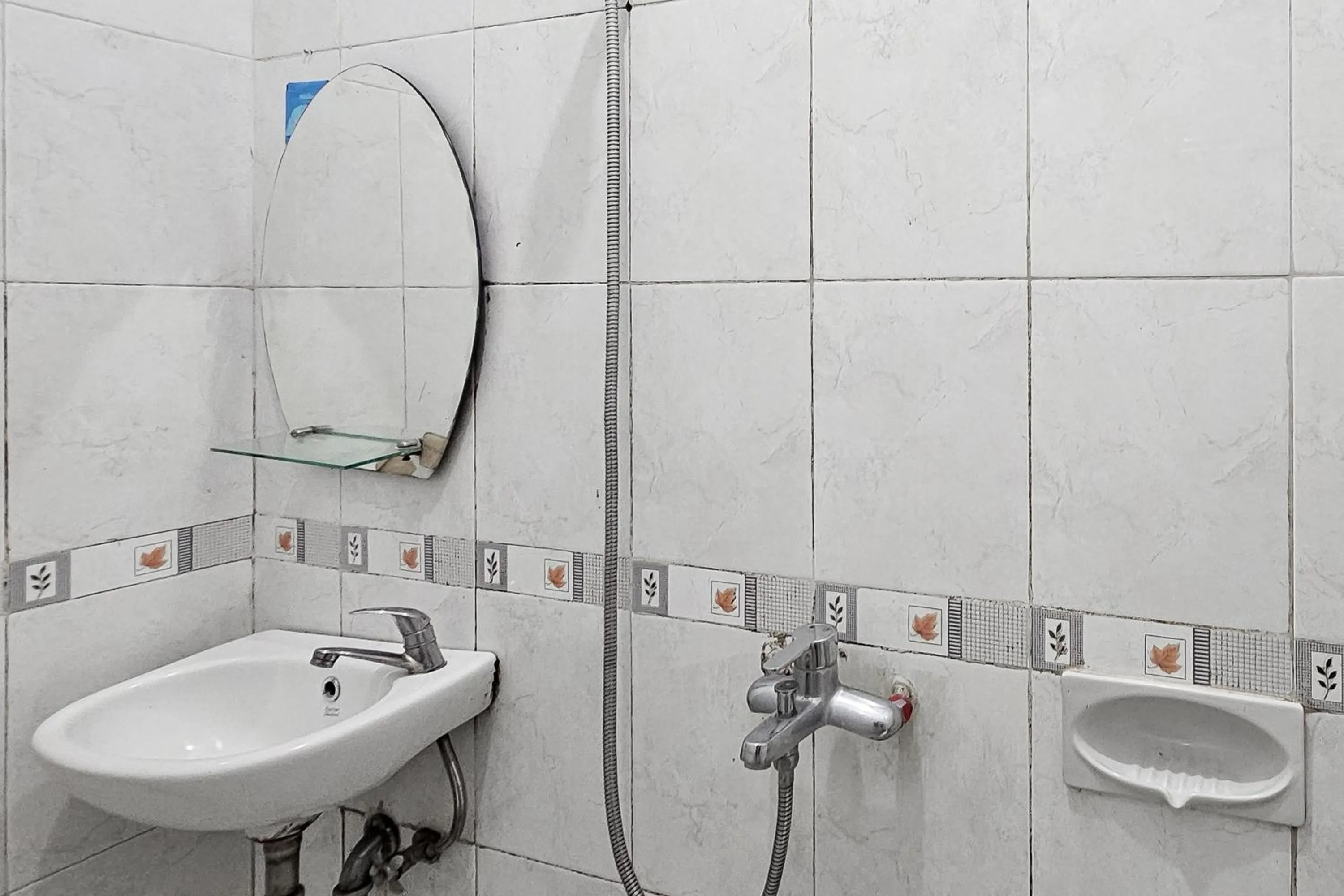 Bathroom in Urbanview My Grand Hotel Bogor