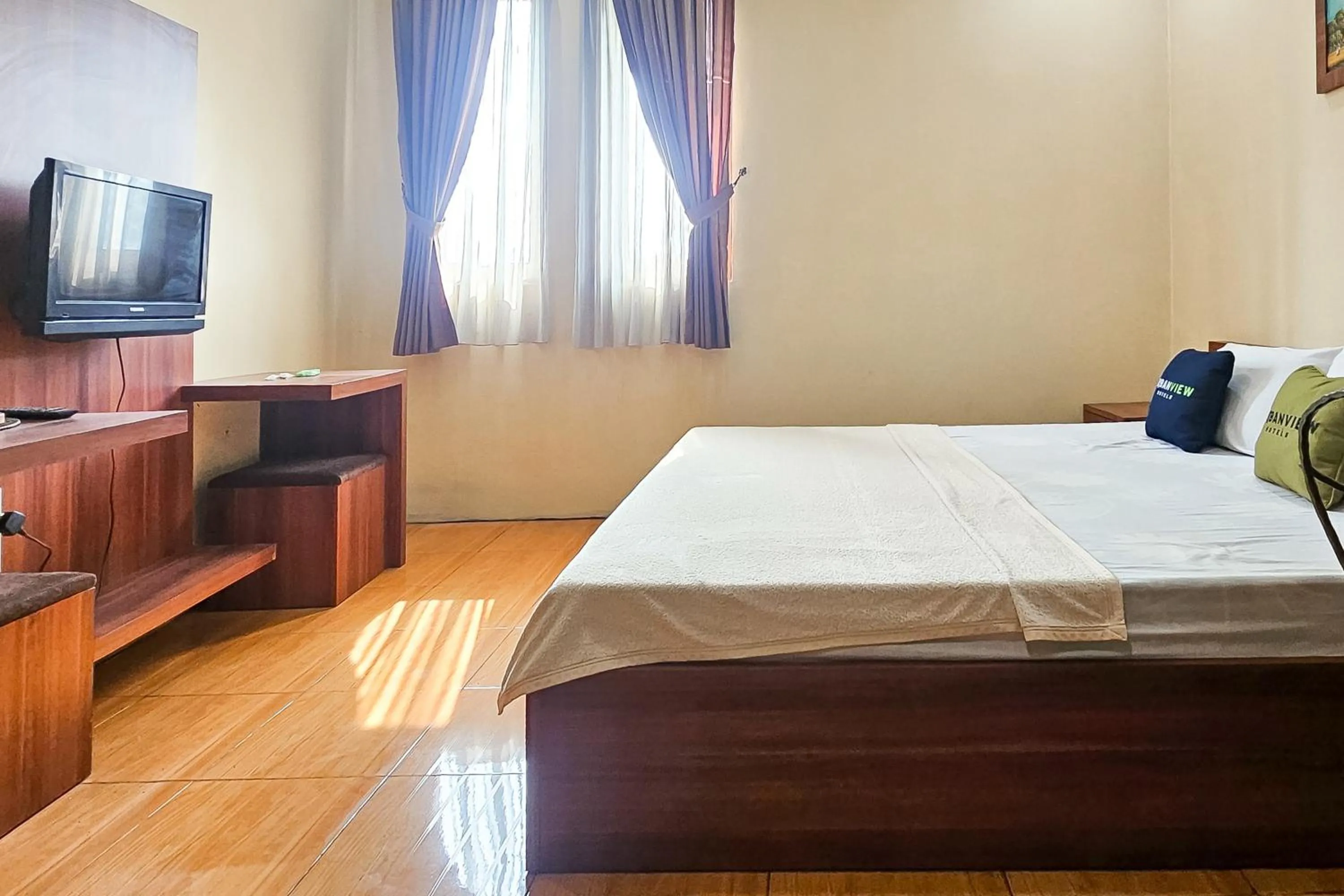 Bedroom, Bed in Urbanview My Grand Hotel Bogor