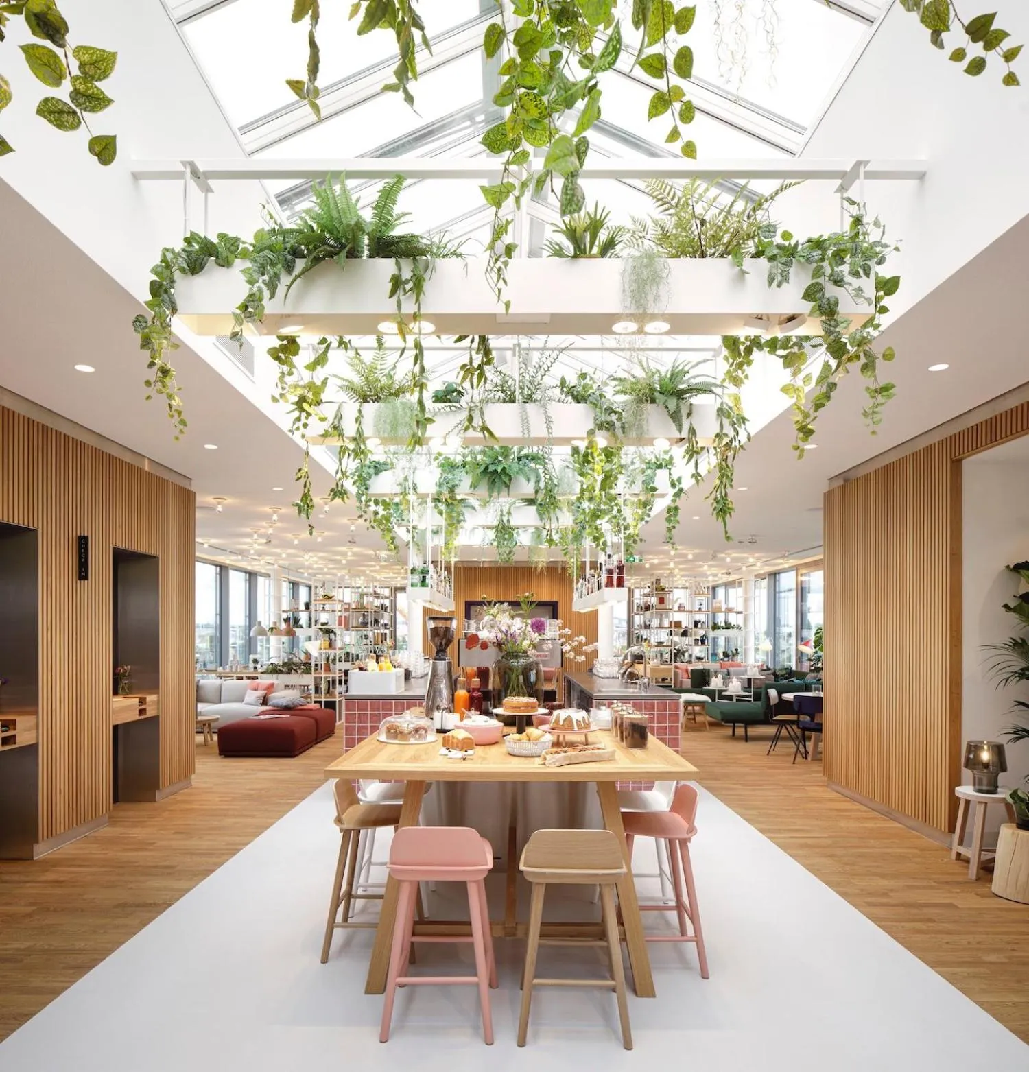 Lounge or bar in Zoku Vienna