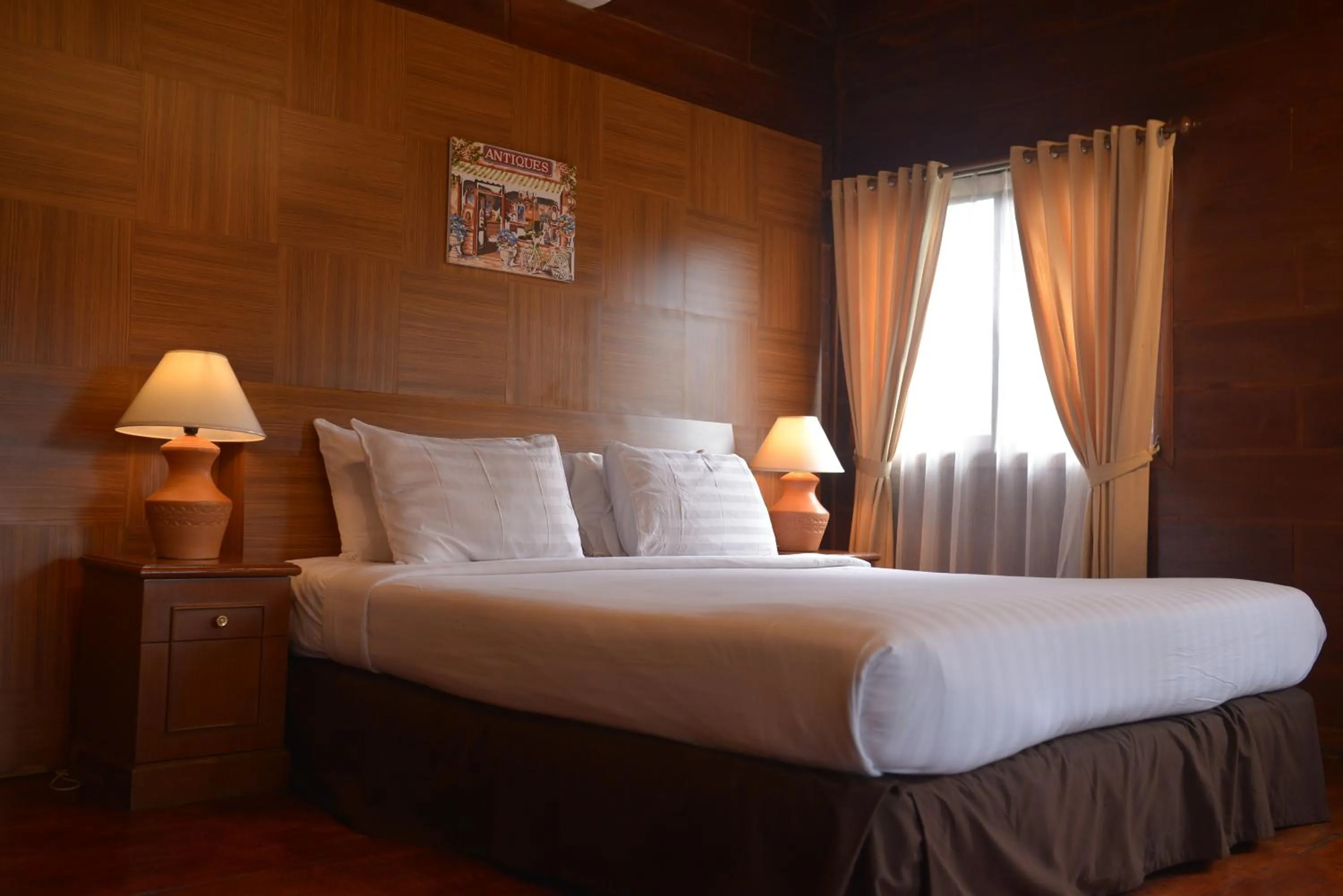 Property building, Bed in Citra Cikopo Hotel & Family Cottages