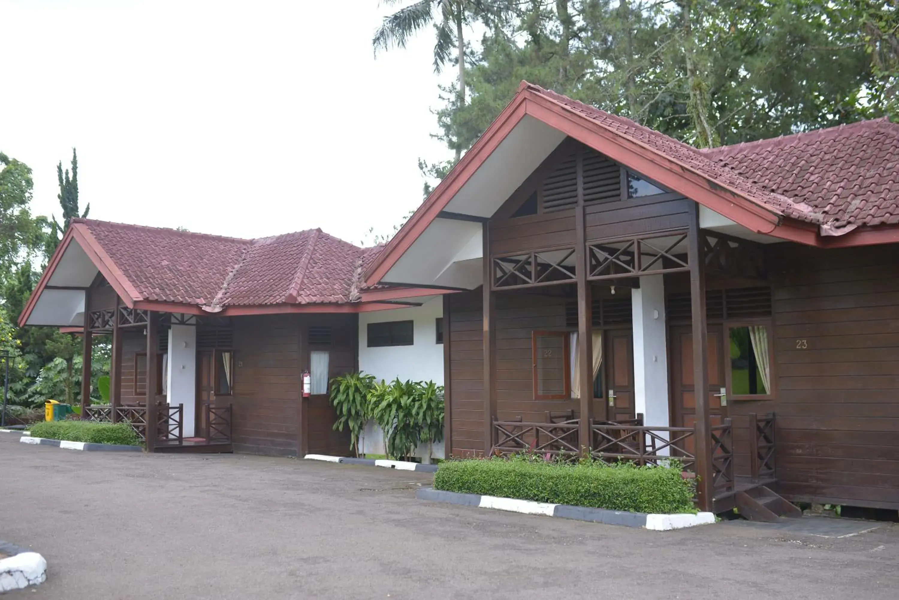 Property building in Citra Cikopo Hotel & Family Cottages Property building in Citra Cikopo Hotel & Family Cottages