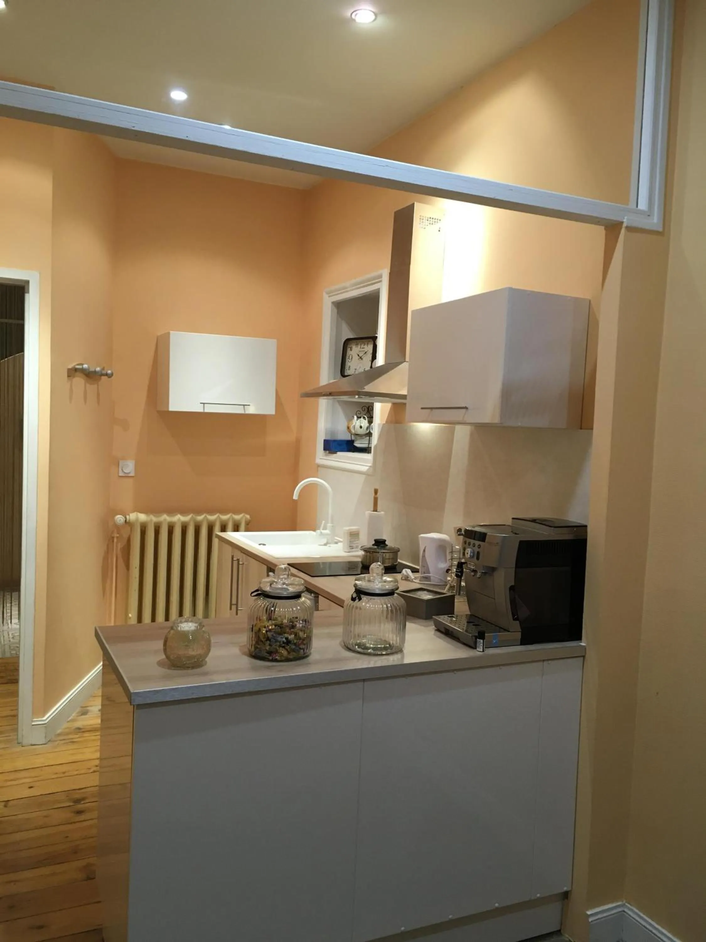 Kitchen or kitchenette in L'hommage