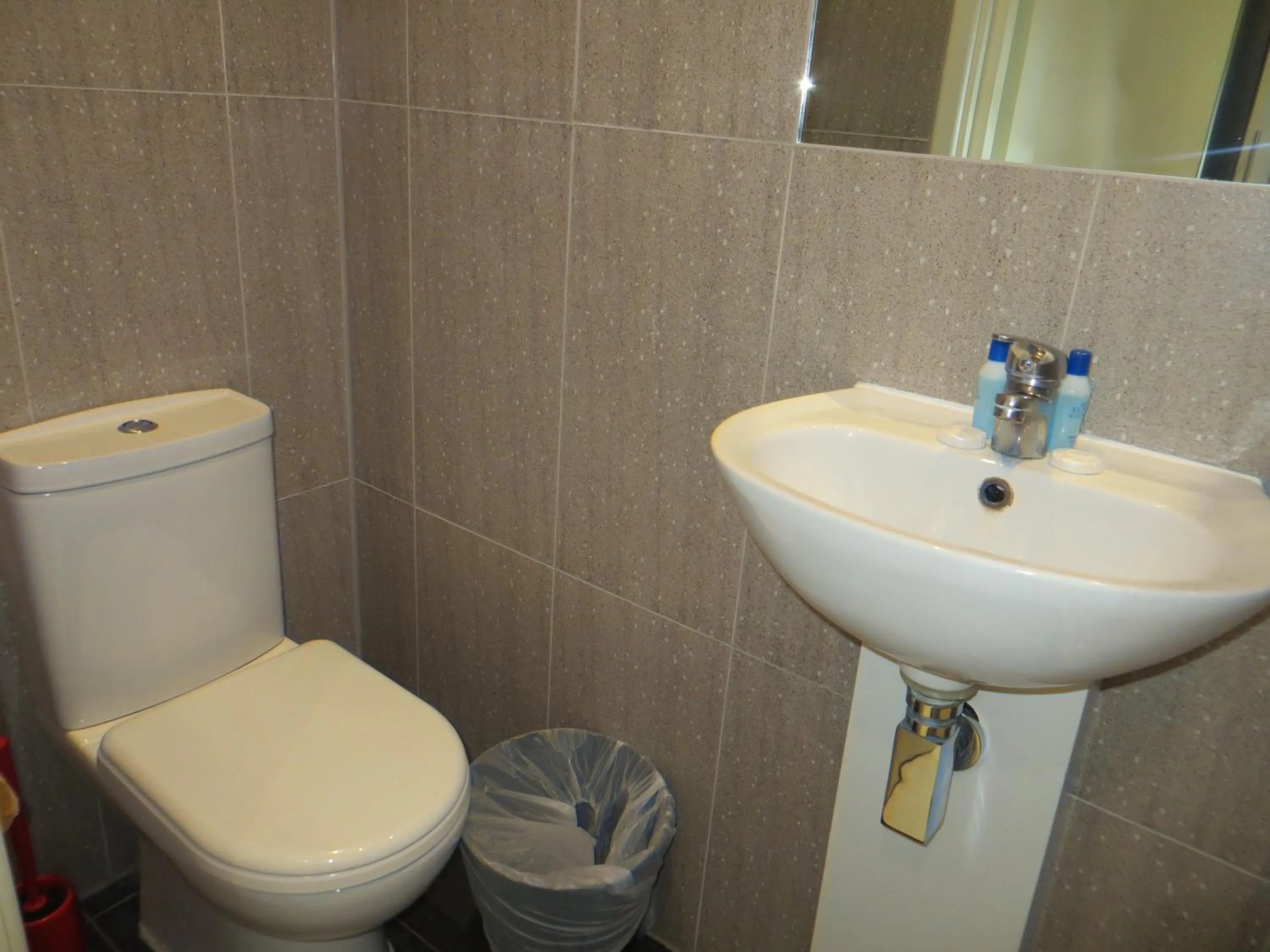 Bathroom in Abercorn House