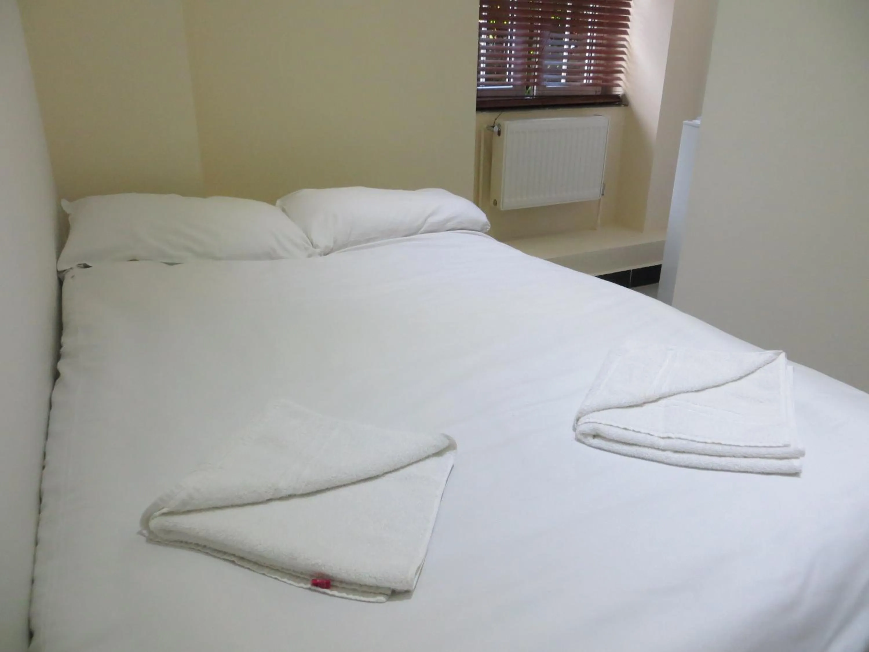 Bed in Abercorn House