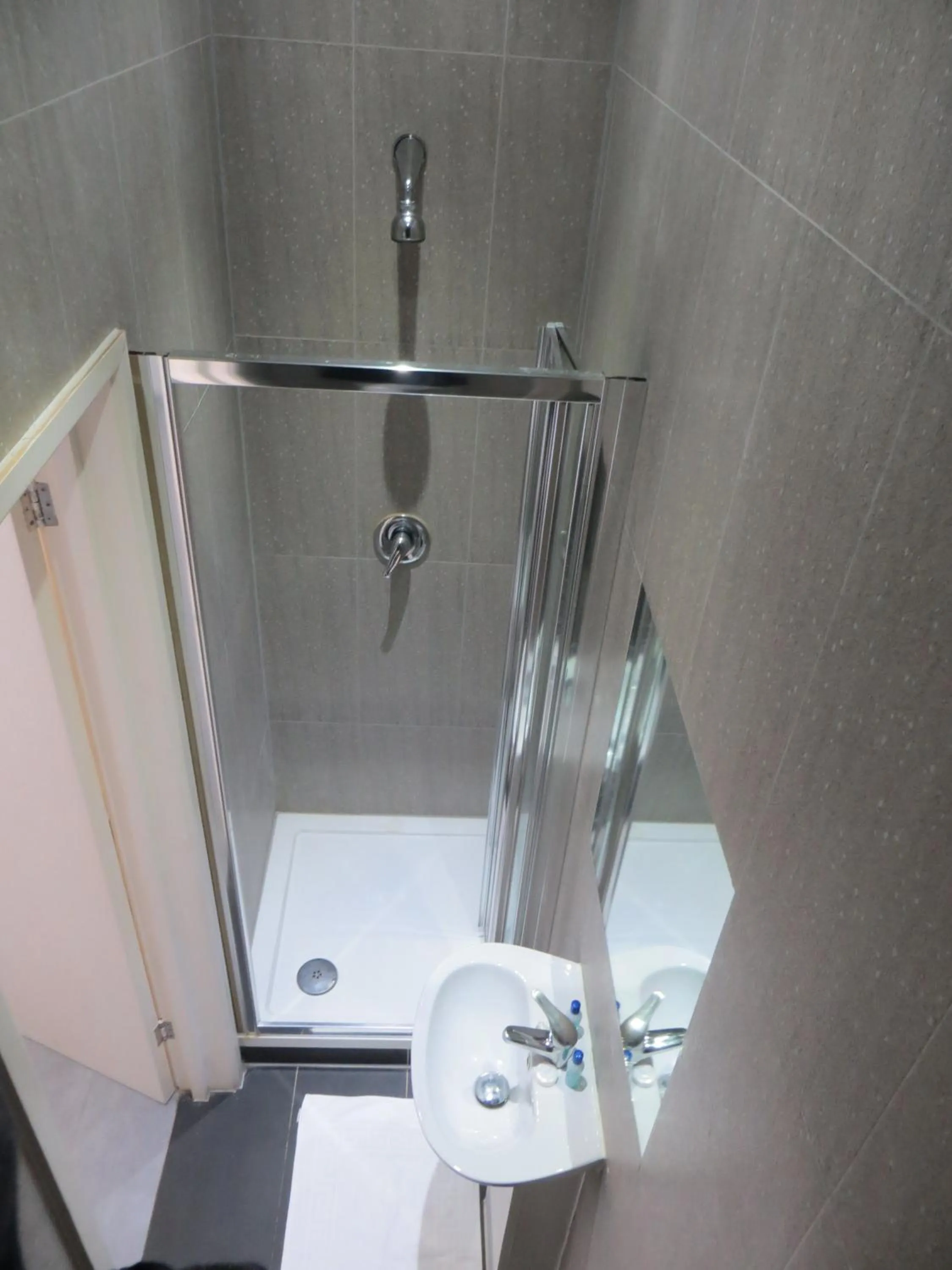 Bathroom in Abercorn House