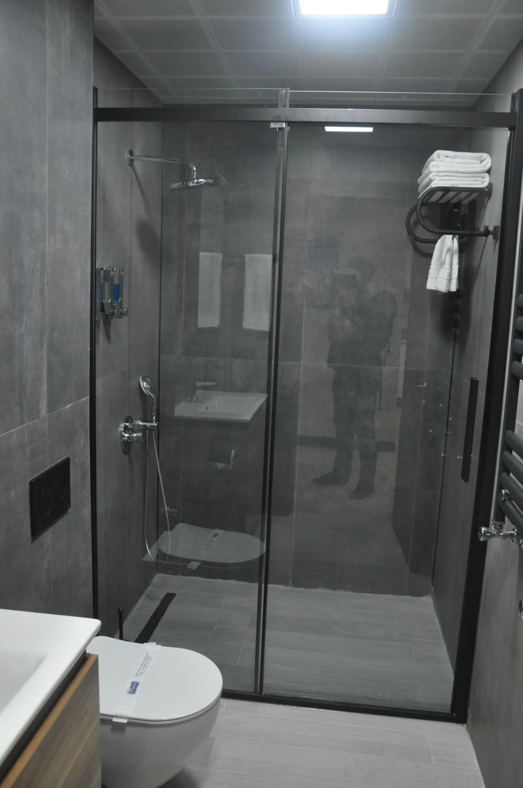 Bathroom in GOLAZ SUİT OTEL