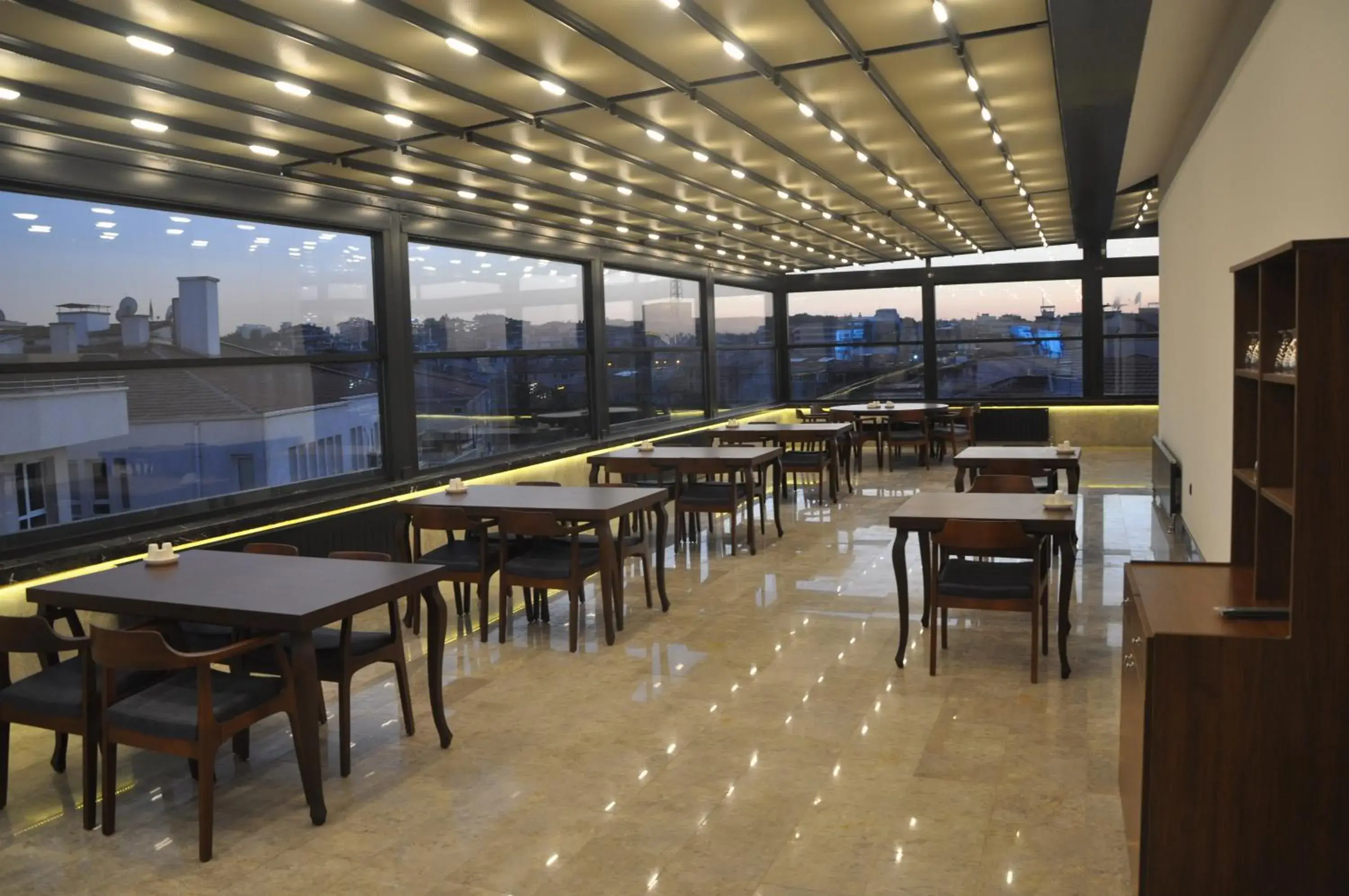 Restaurant/places to eat in GOLAZ SUİT OTEL Restaurant/places to eat in GOLAZ SUİT OTEL