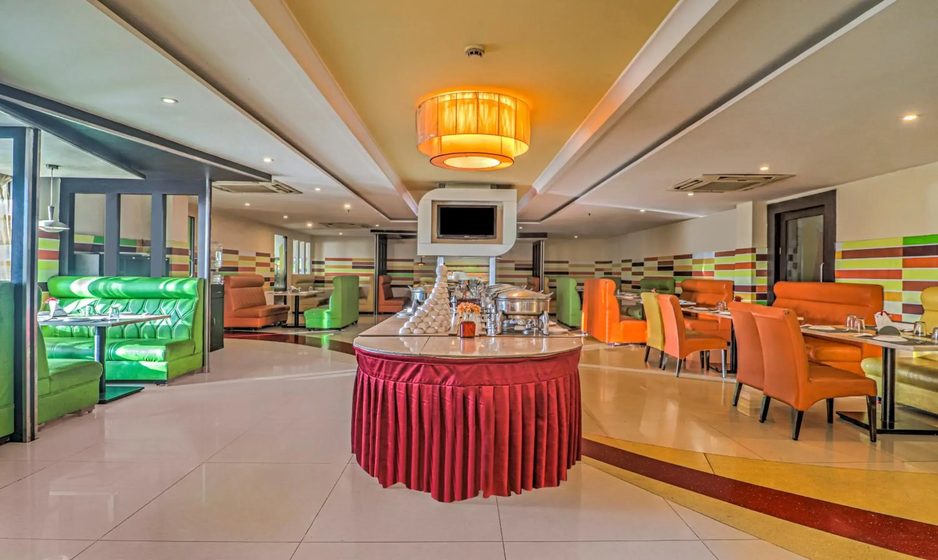 Restaurant/places to eat in Treebo Premium Metropolis Restaurant/places to eat in Treebo Premium Metropolis