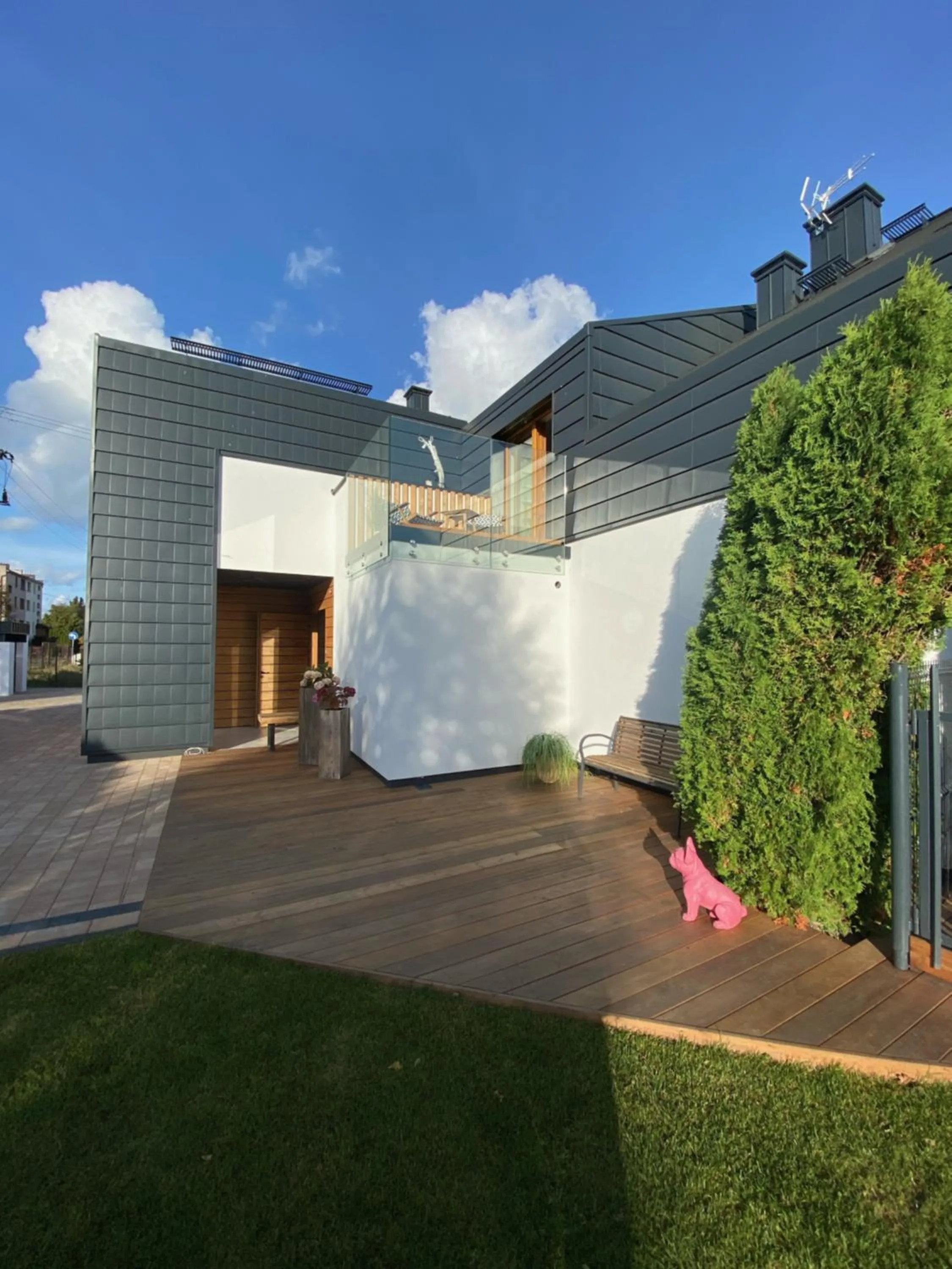 Property building in Nova Apartamenty Rewa