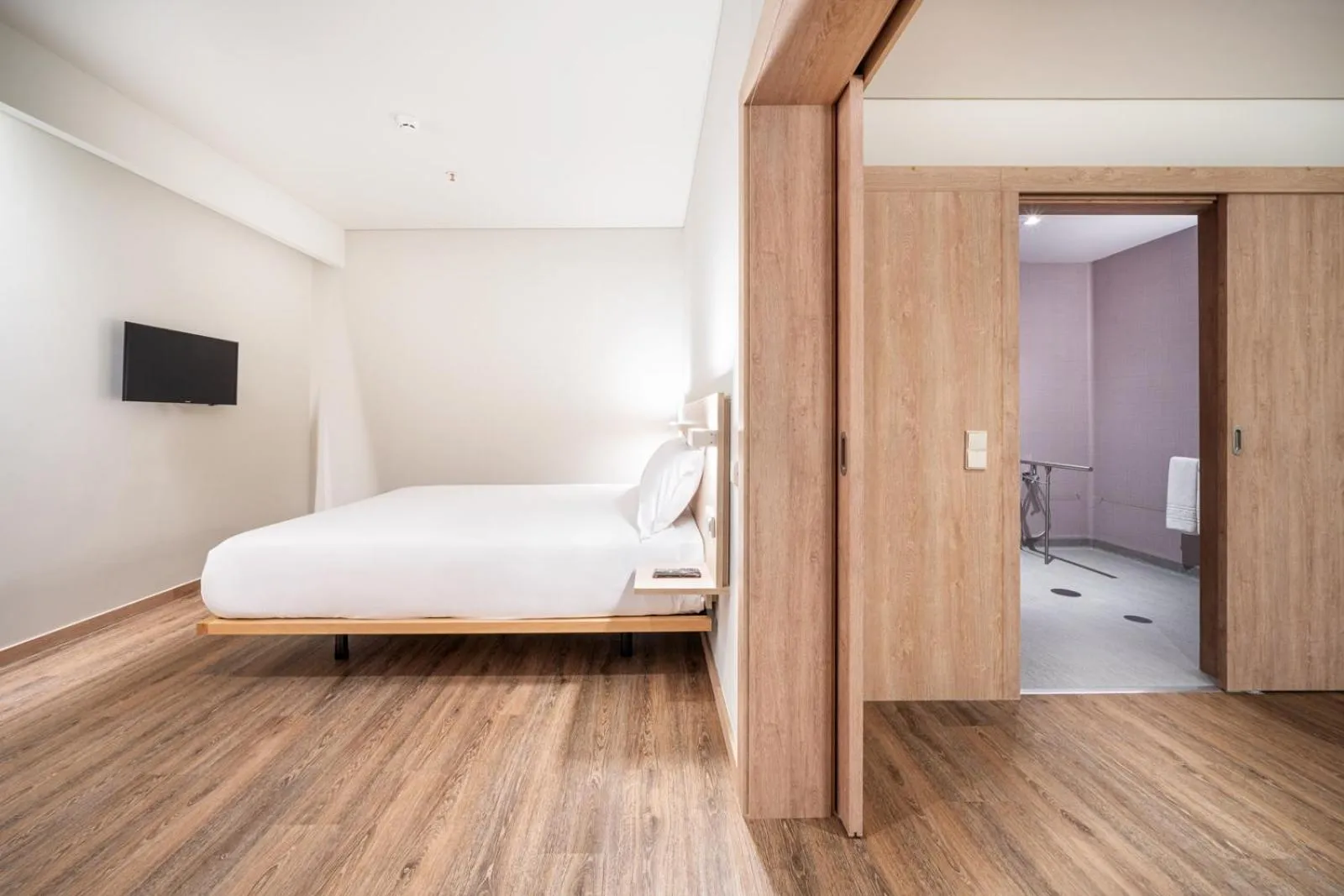 Bed in Moov Hotel Oeiras