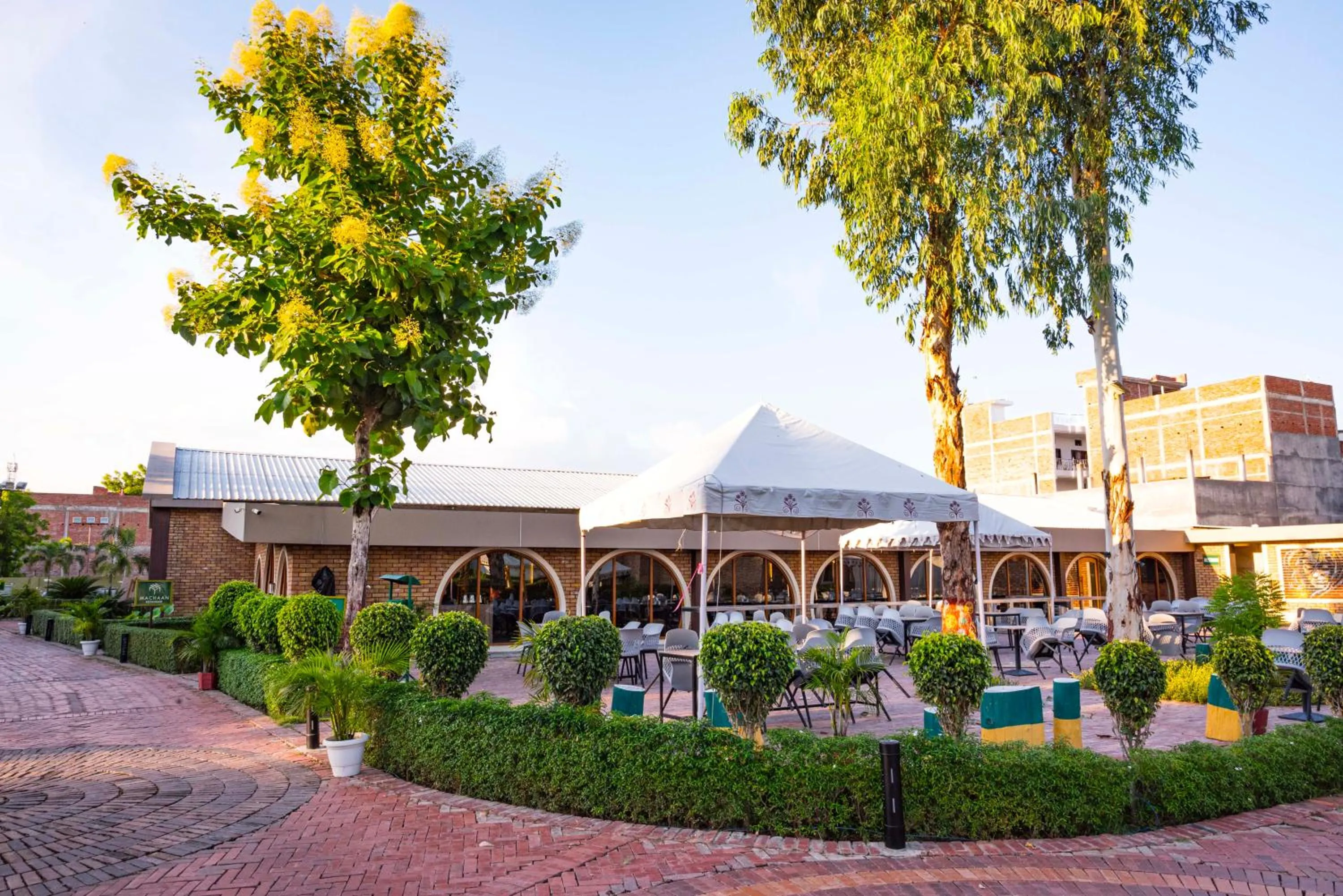 Restaurant/places to eat in Om Vilas Benares, Varanasi