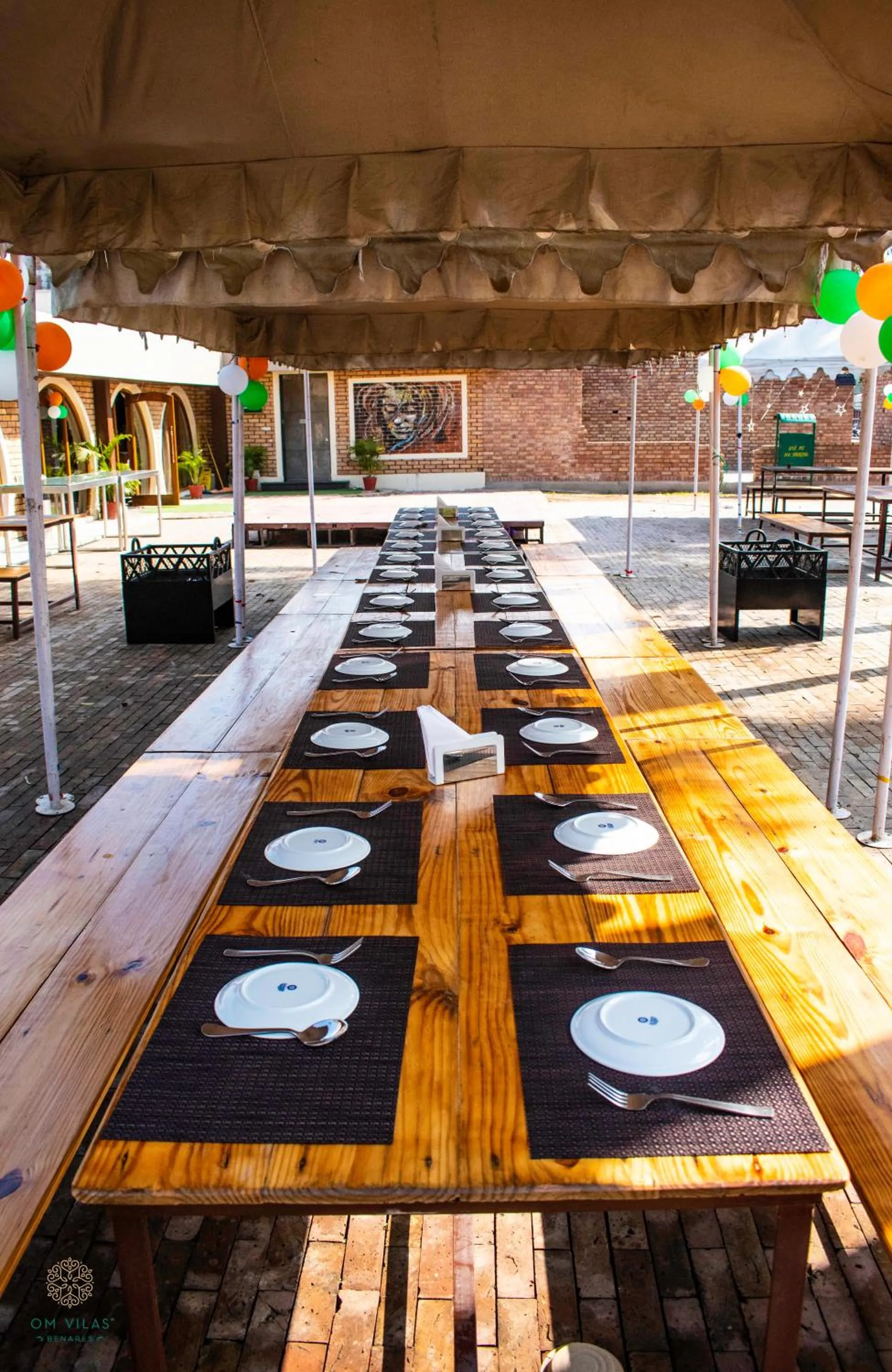 Restaurant/places to eat in Om Vilas Benares, Varanasi