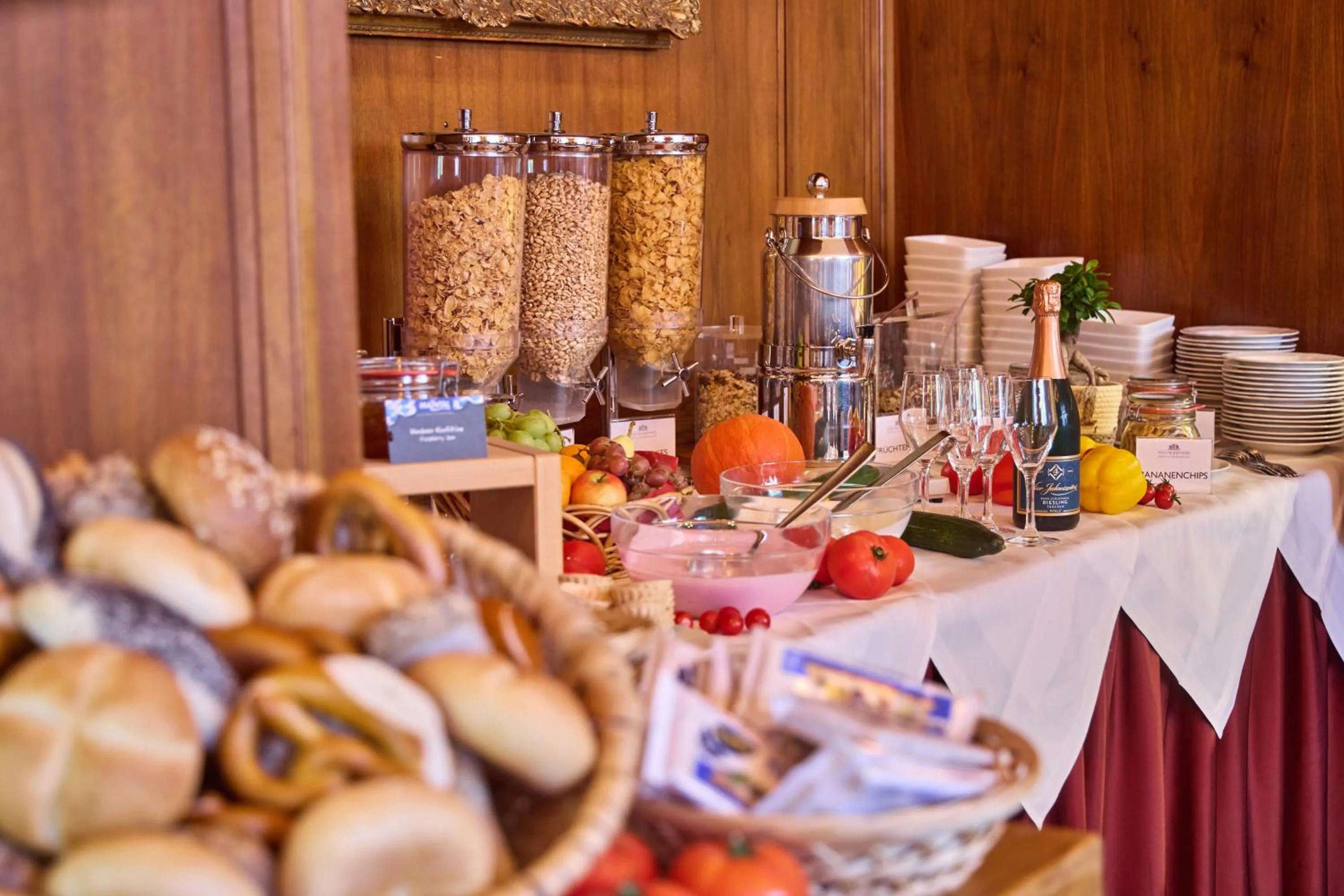 Breakfast in Hotel Vier Jahreszeiten