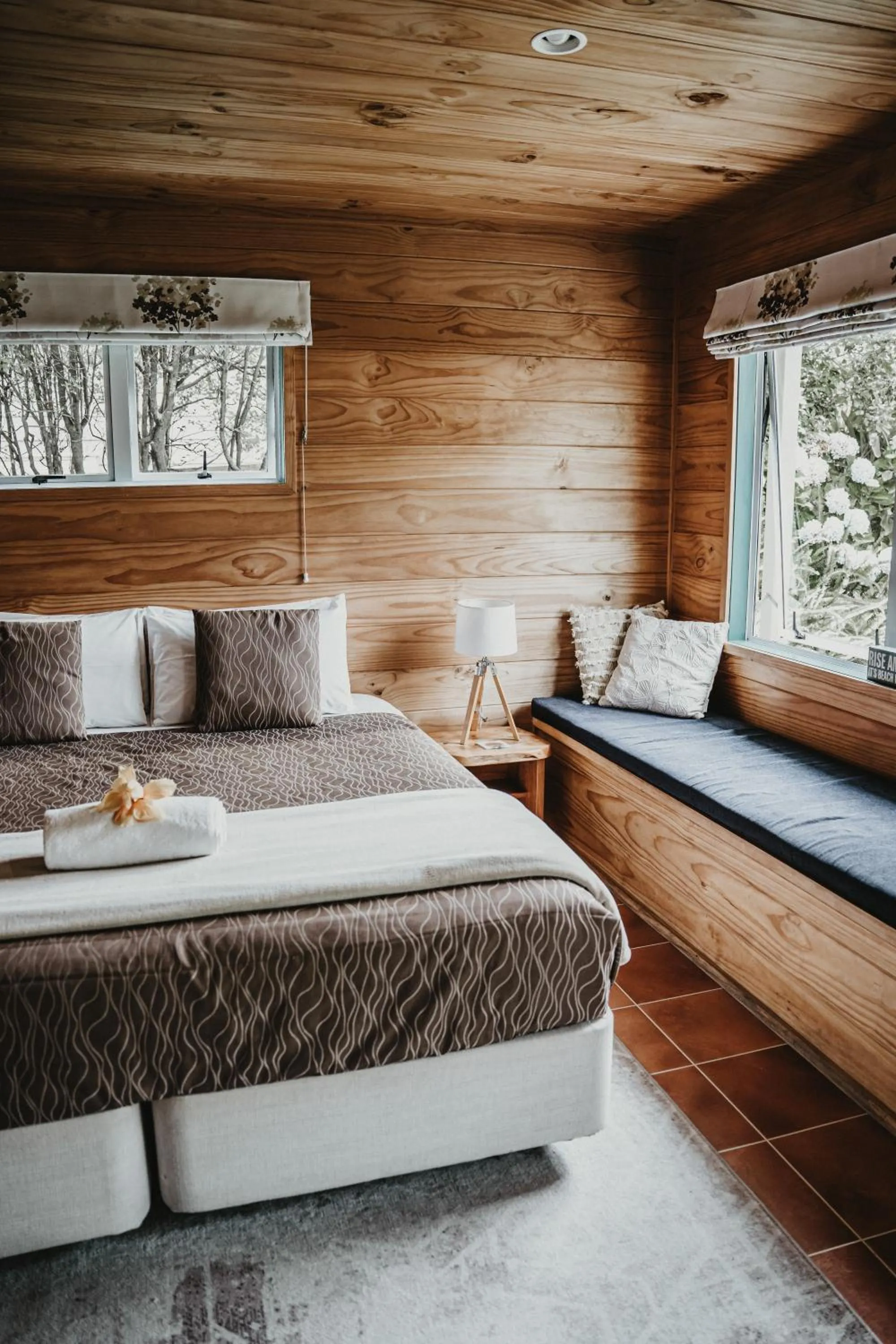 Bed in Tatahi Lodge Beach Resort