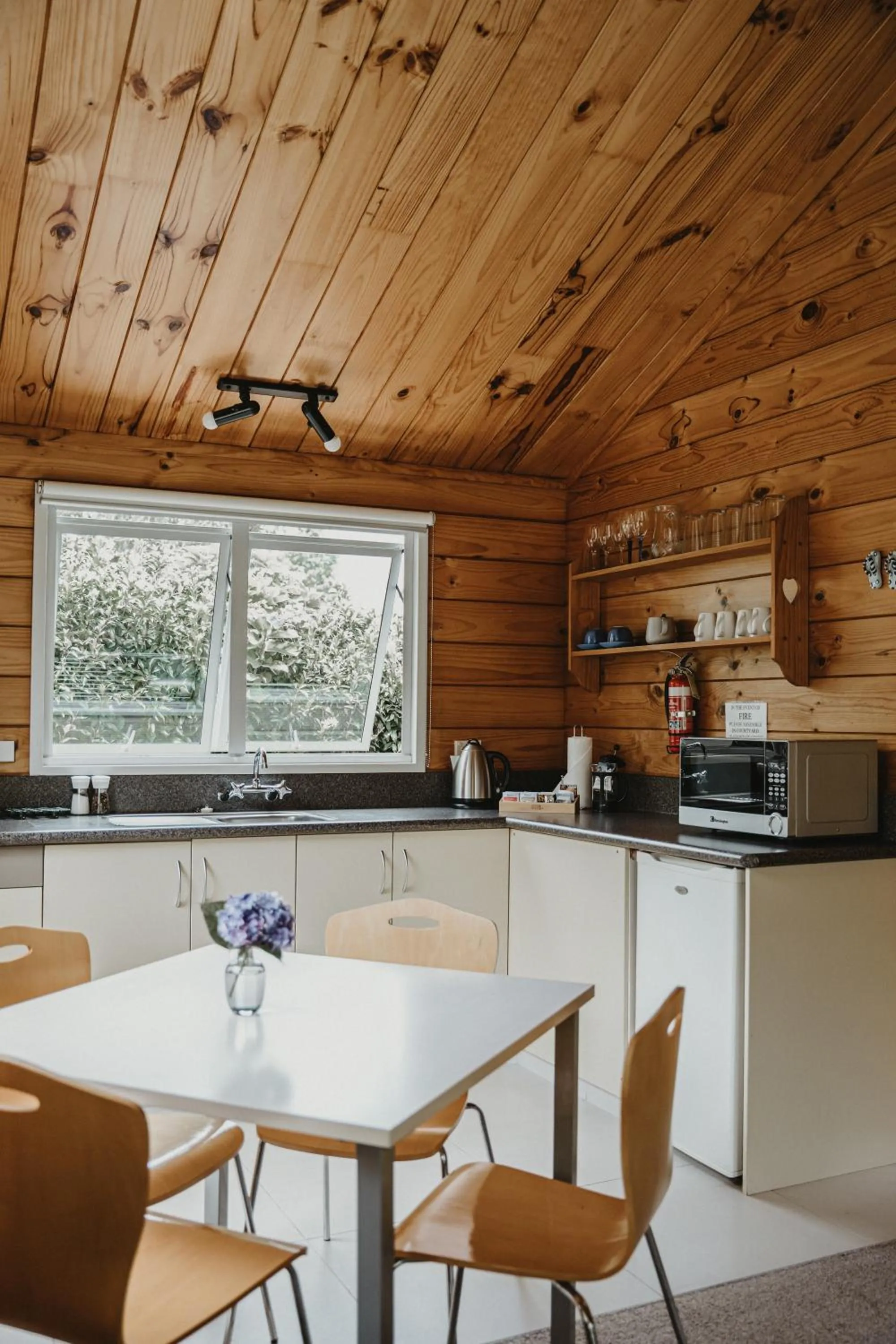 kitchen in Tatahi Lodge Beach Resort