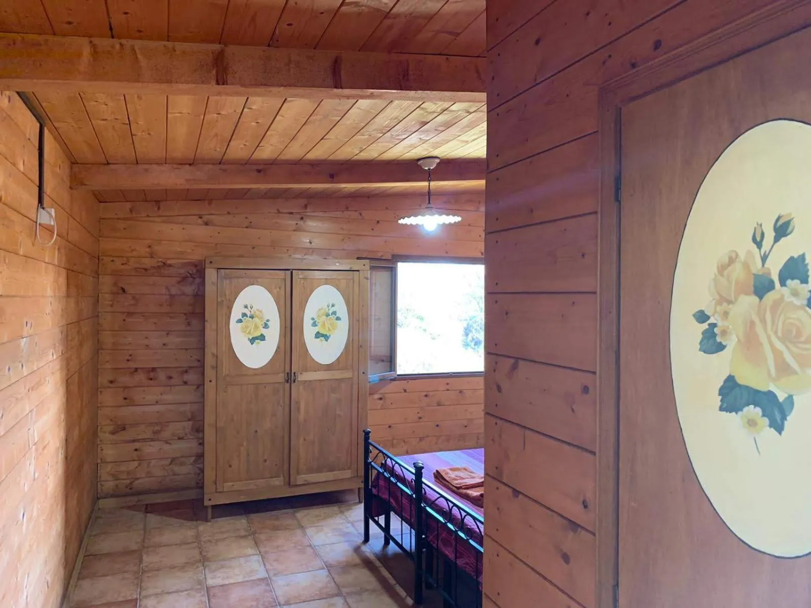 Night in the Wood Sorbo