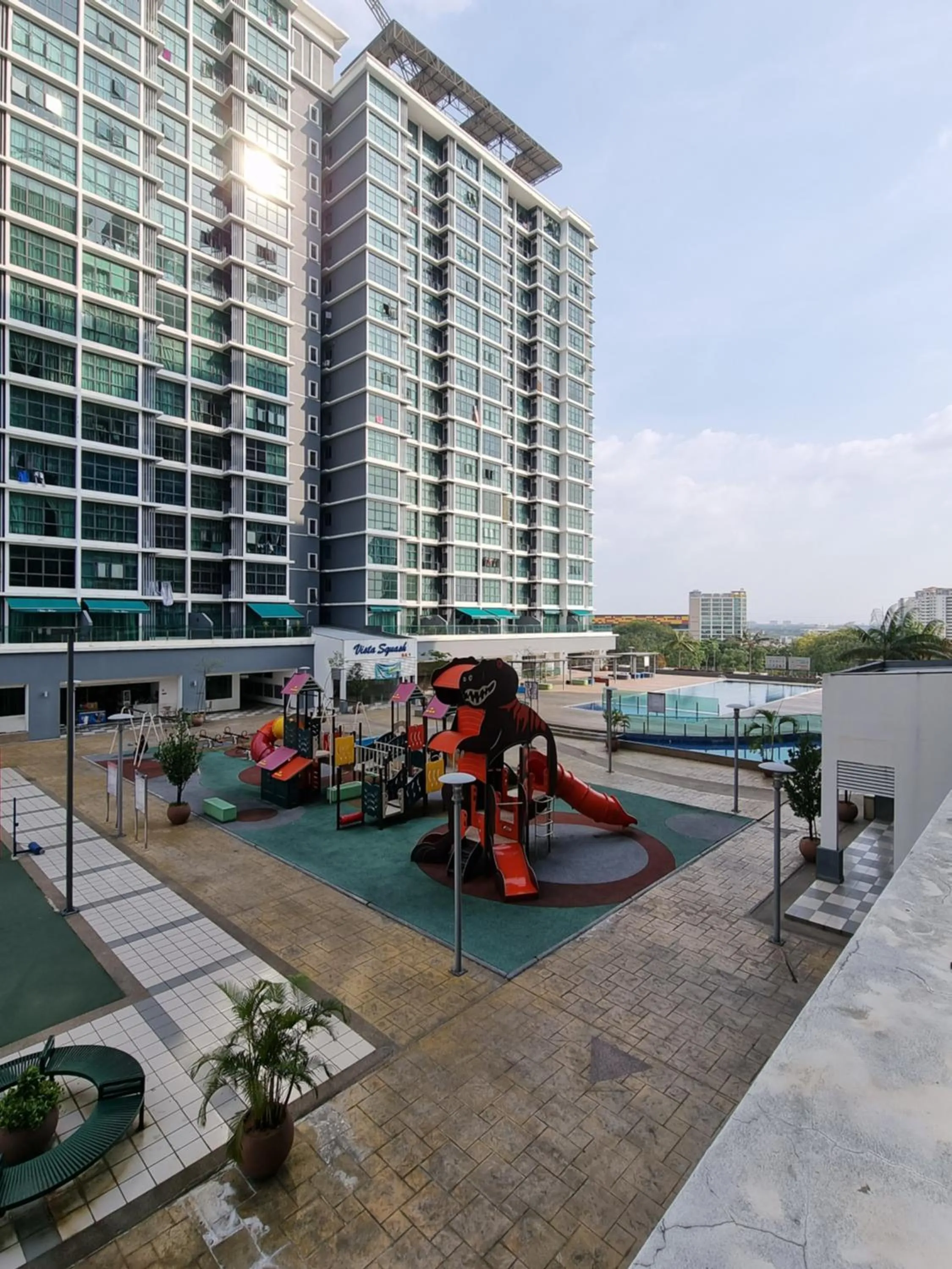 Neighbourhood in Vista Royal Homestay