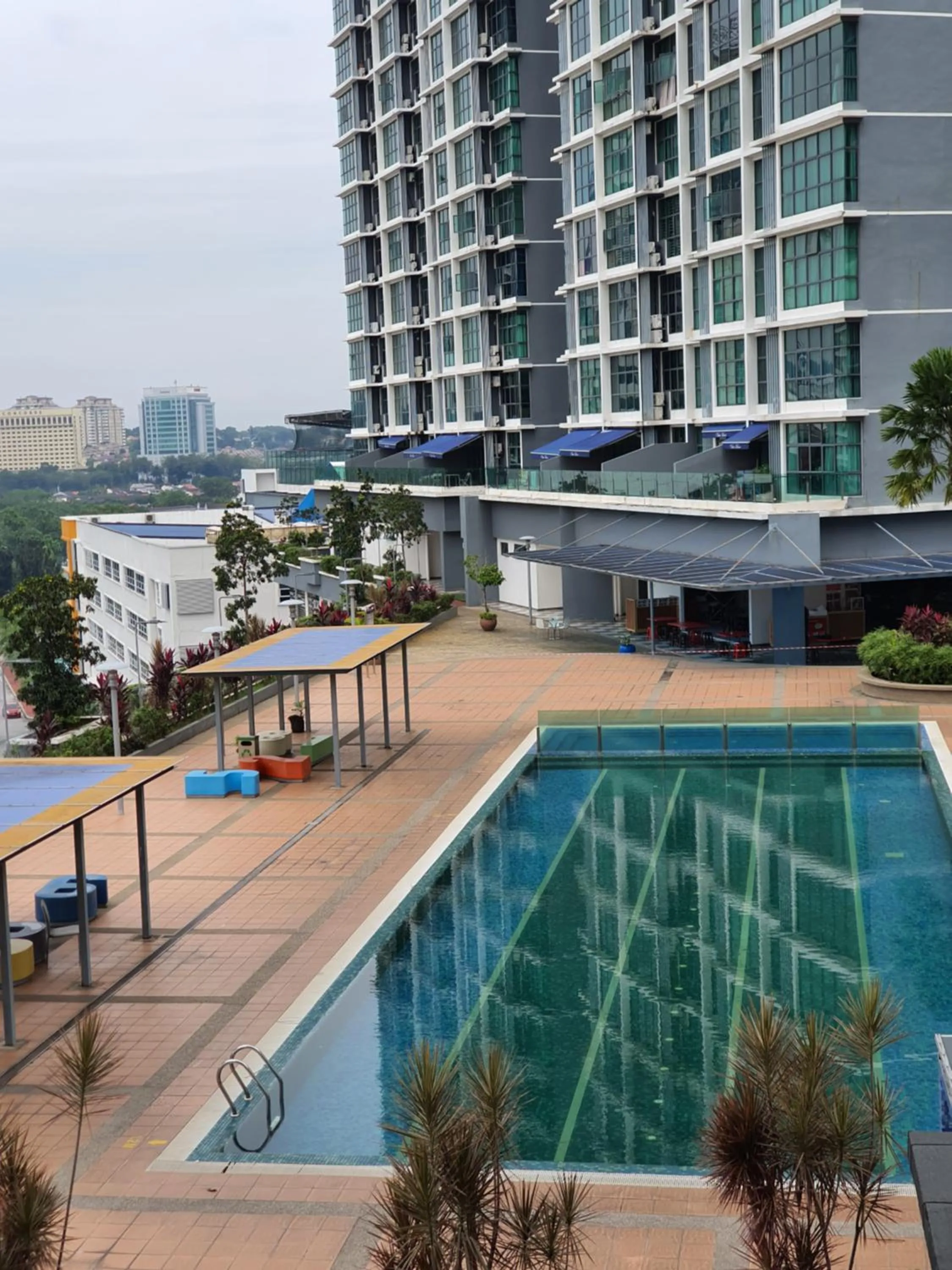 Pool view in Vista Royal Homestay