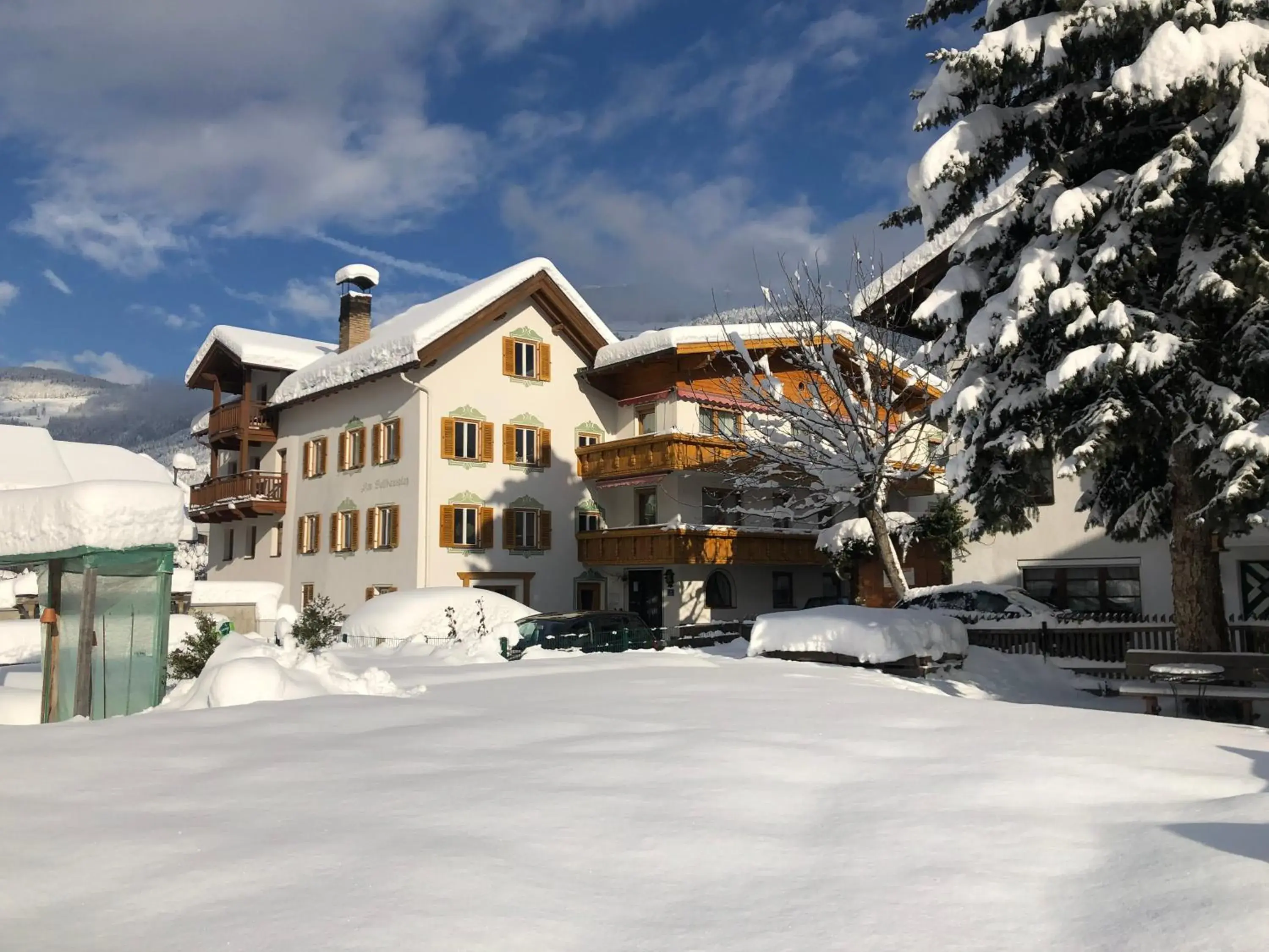 Der Ballhaushof Der Ballhaushof