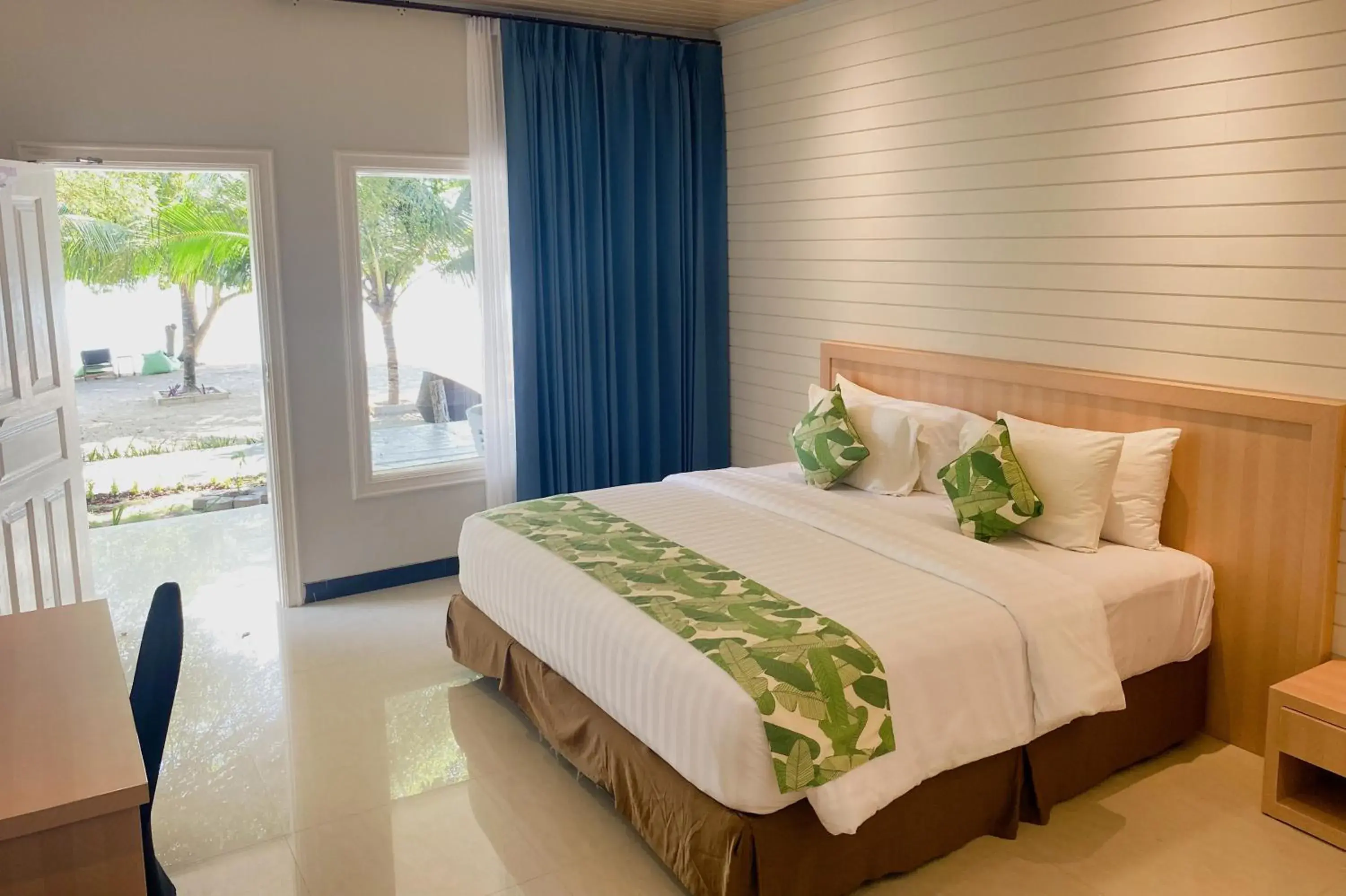 Bedroom, Bed in Sylvia Hotel & Resort Komodo Bedroom, Bed in Sylvia Hotel & Resort Komodo