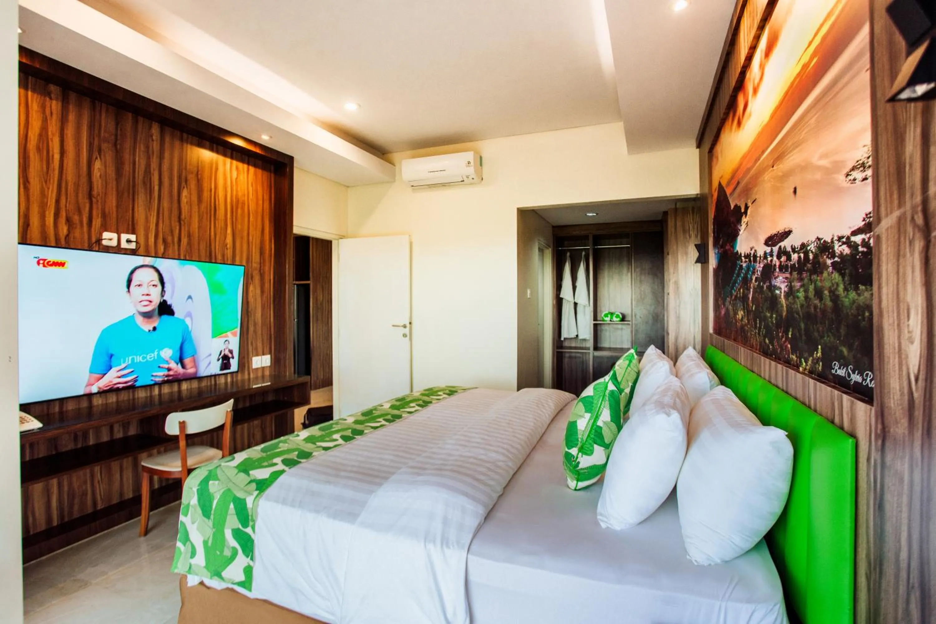 TV and multimedia, Bed in Sylvia Hotel & Resort Komodo