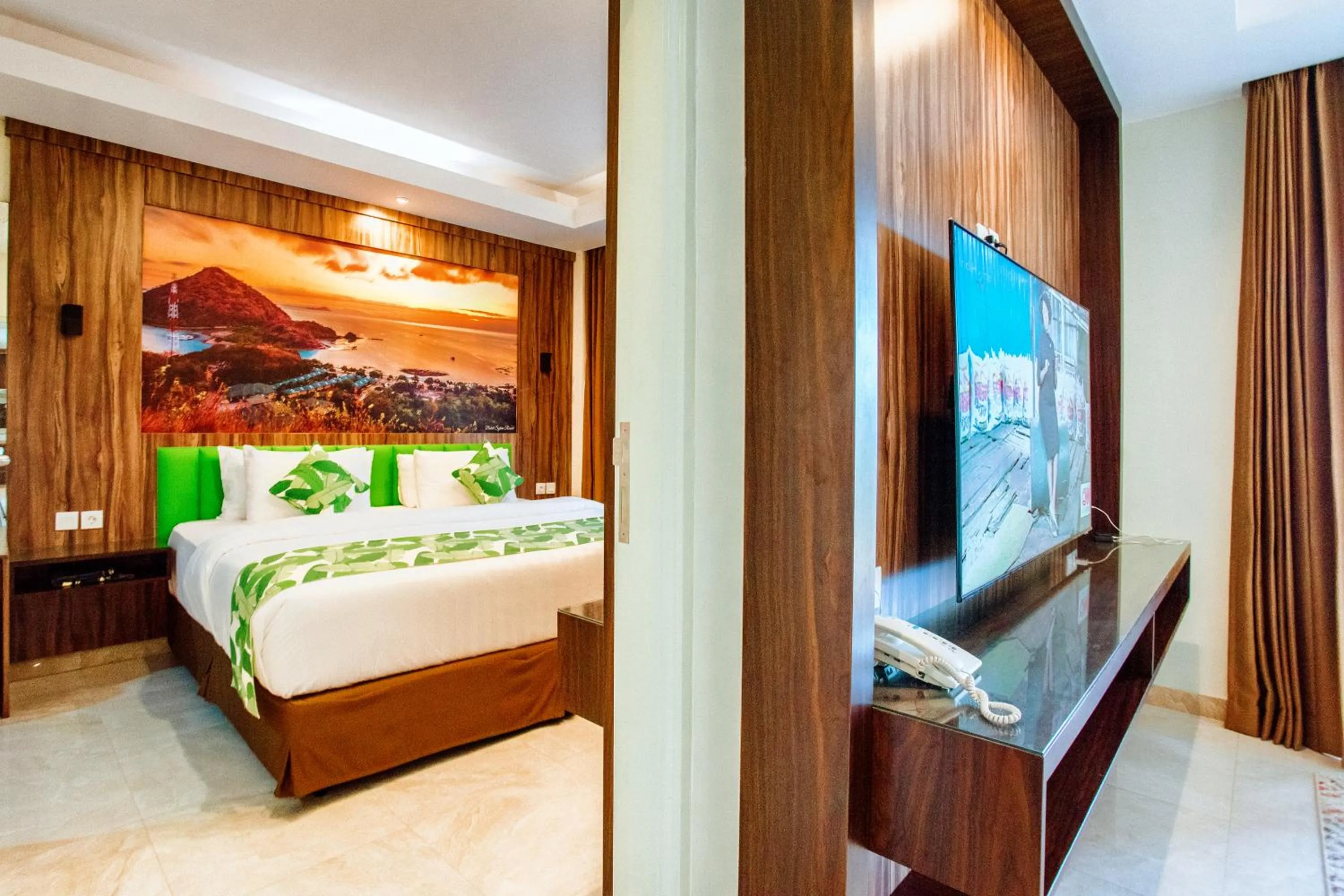 TV and multimedia, Bed in Sylvia Hotel & Resort Komodo