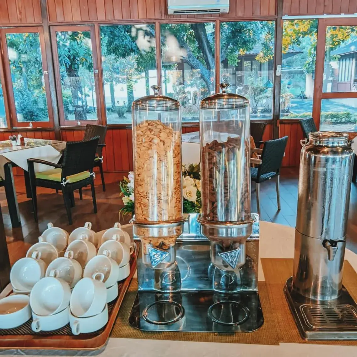 Food in Sylvia Hotel & Resort Komodo Food in Sylvia Hotel & Resort Komodo