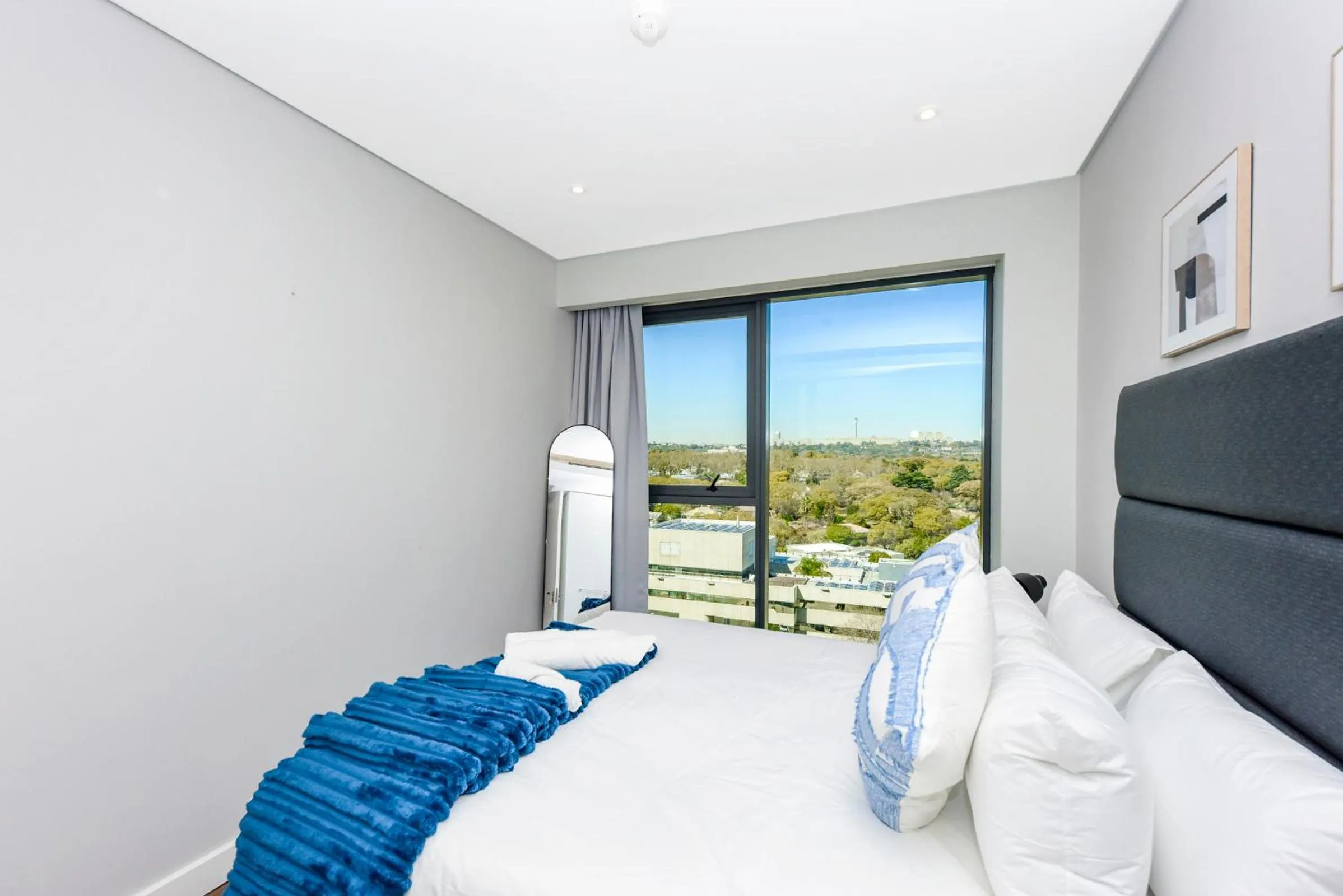 Bedroom, Bed in The Park Central Residence - WITH GENERATOR