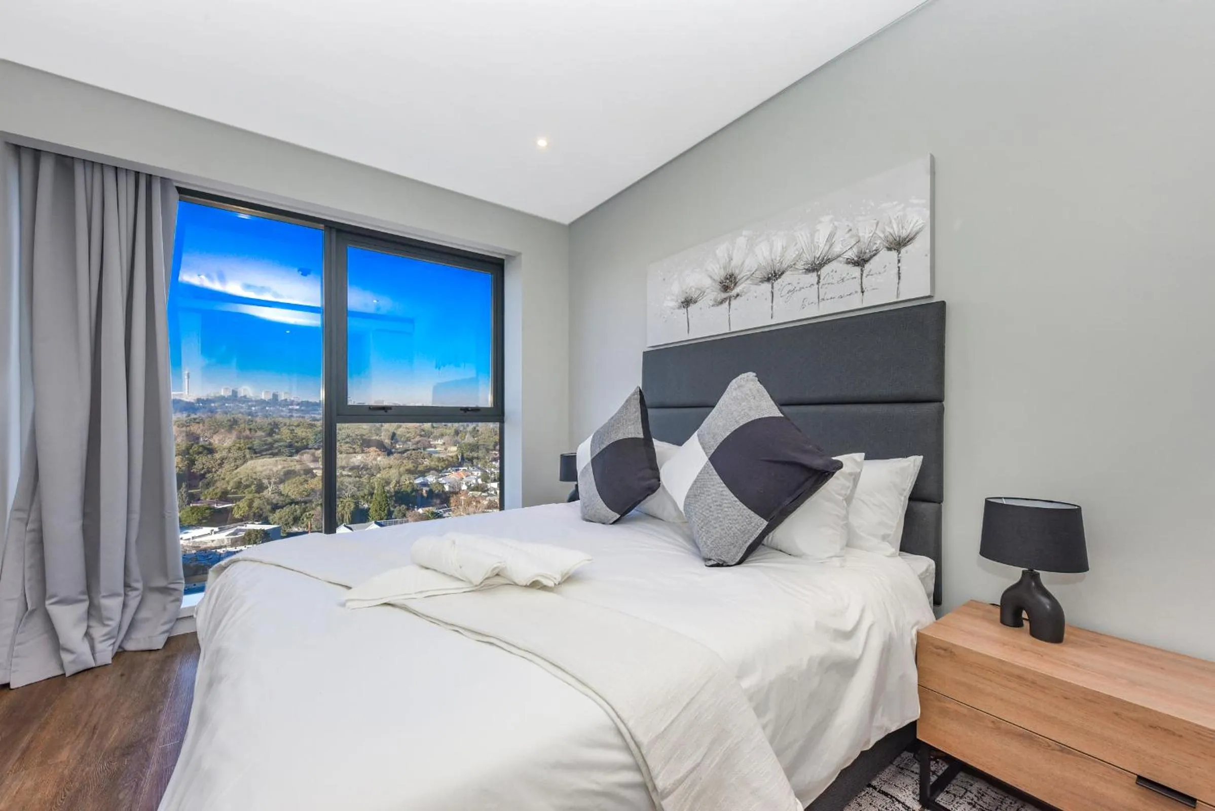 Bedroom, Bed in The Park Central Residence - WITH GENERATOR