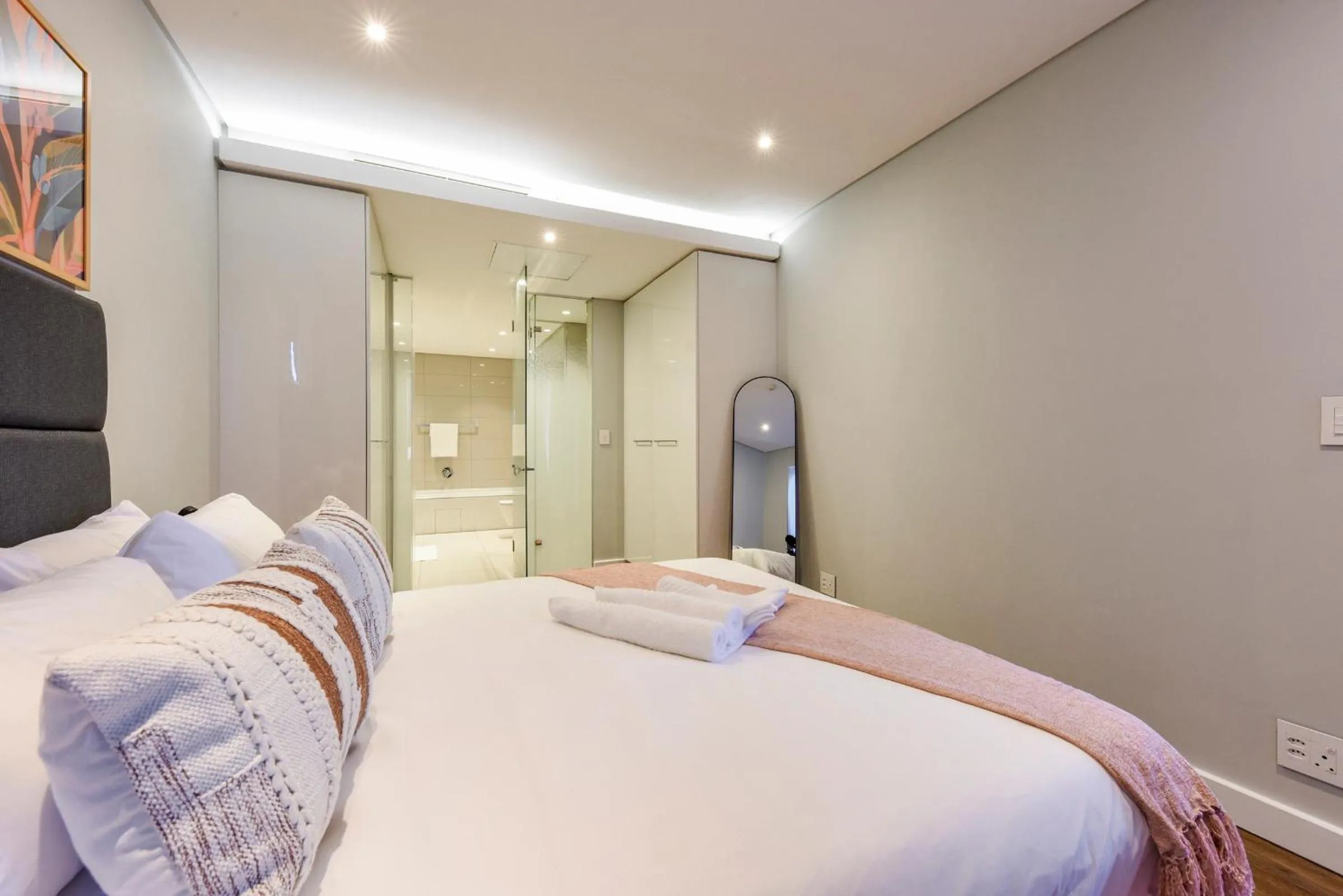 Bed in The Park Central Residence - WITH GENERATOR