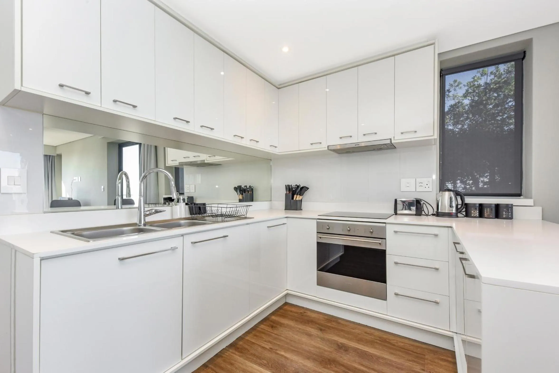 Kitchen or kitchenette in The Park Central Residence - WITH GENERATOR
