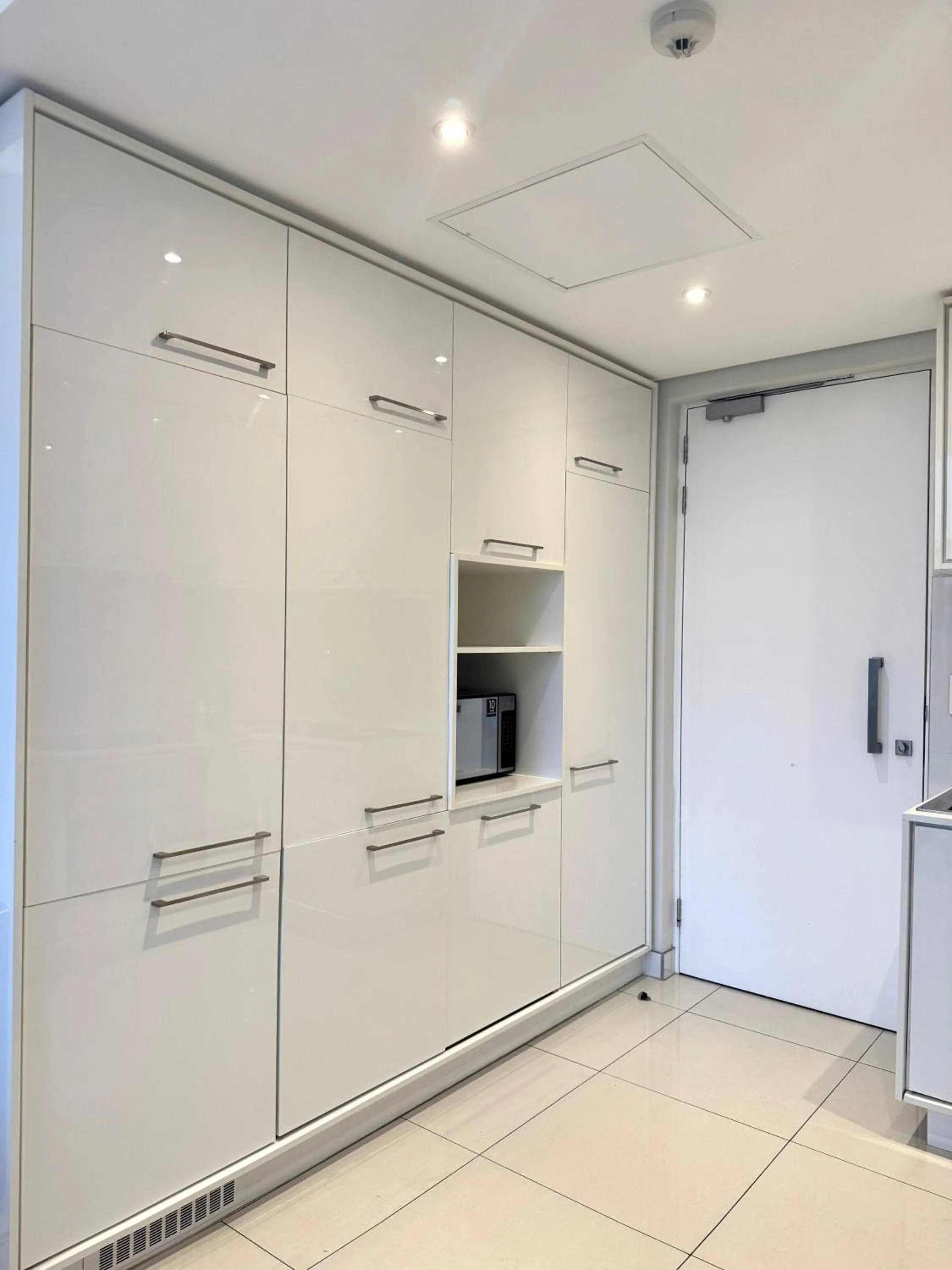 Kitchen or kitchenette in The Park Central Residence - WITH GENERATOR