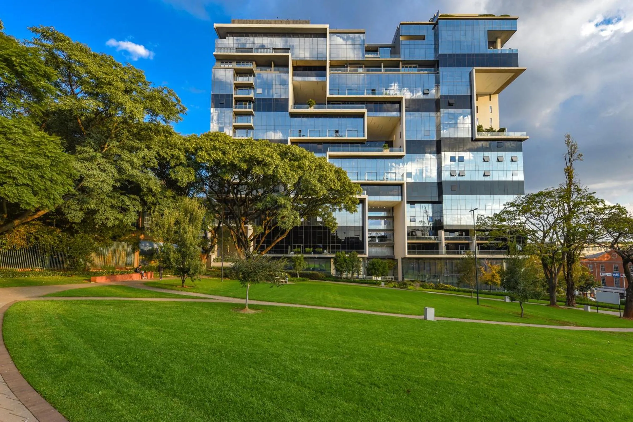 Property building in The Park Central Residence - WITH GENERATOR