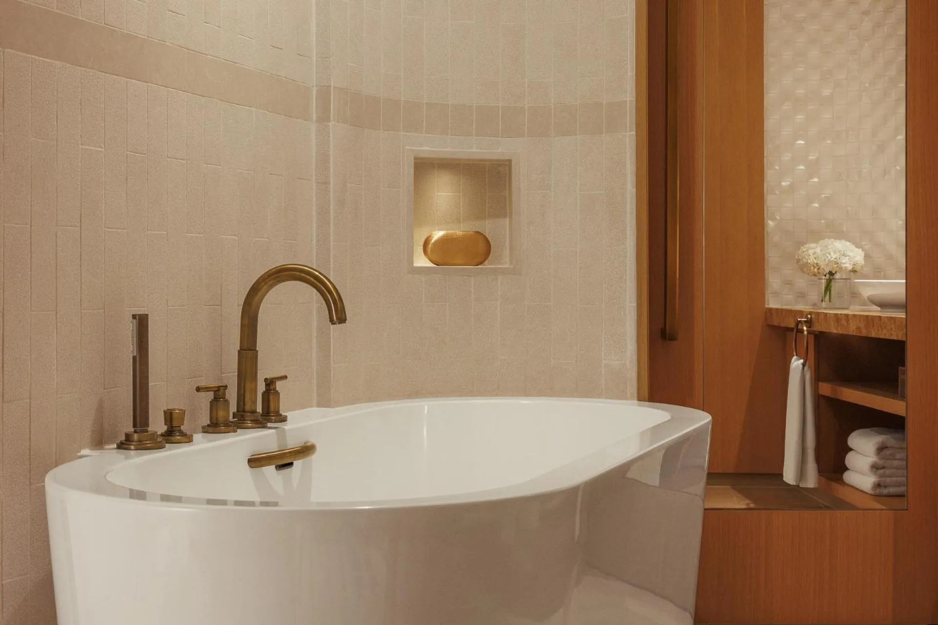 Bathroom in Jumeirah Beach Hotel Dubai