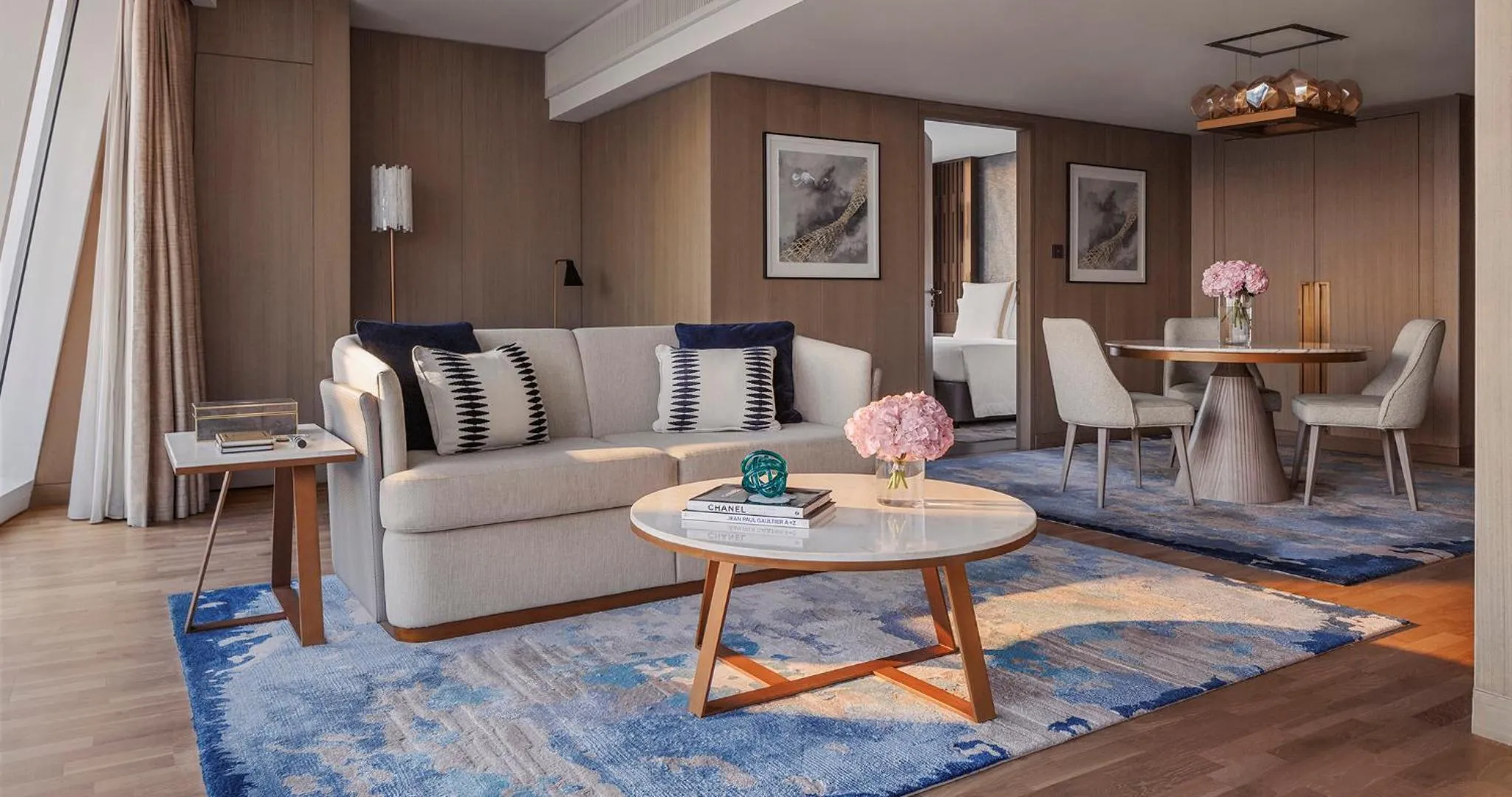 Living room in Jumeirah Beach Hotel Dubai