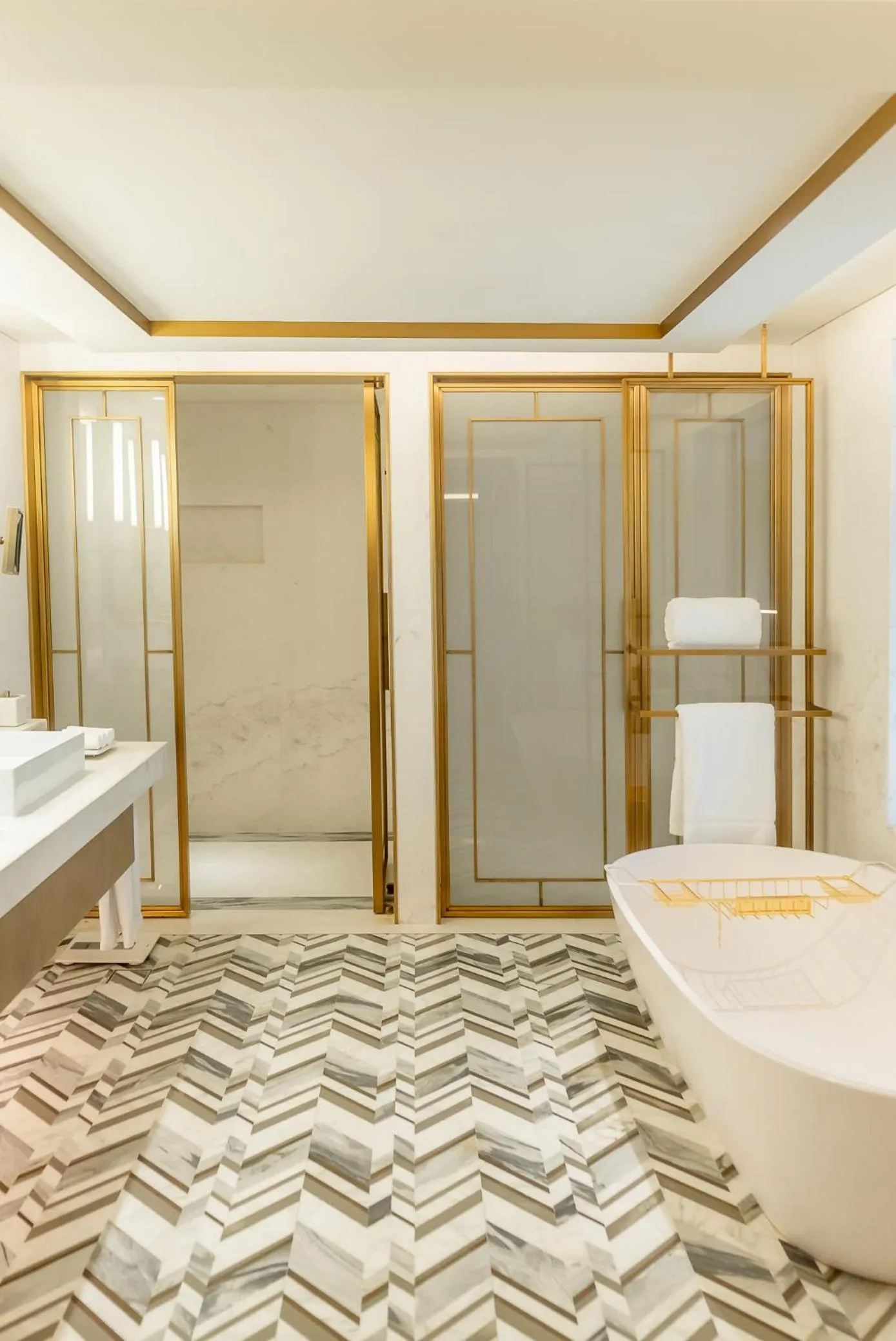 Bathroom in Jumeirah Beach Hotel Dubai