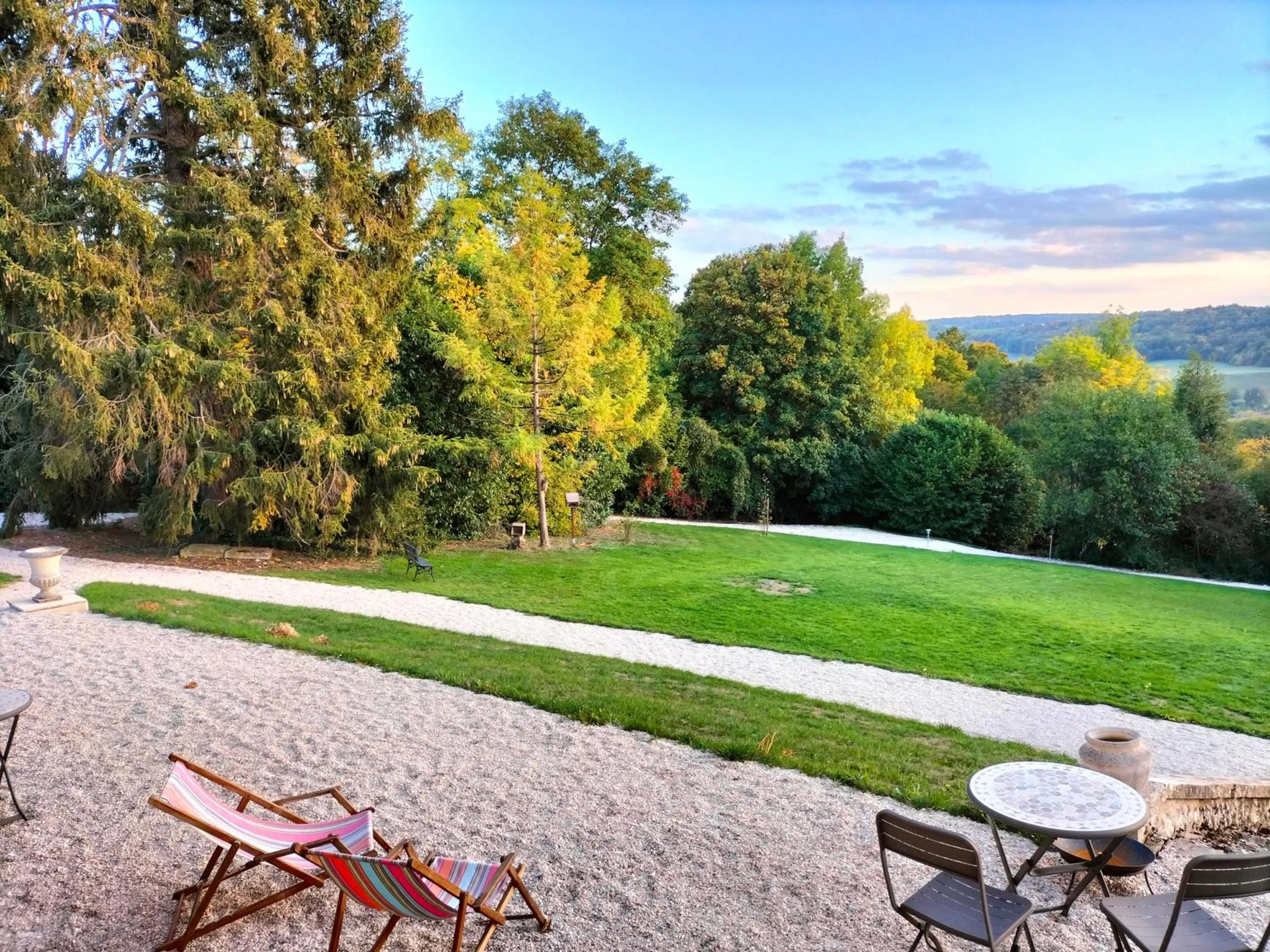 Garden view in Demeure de la Garenne