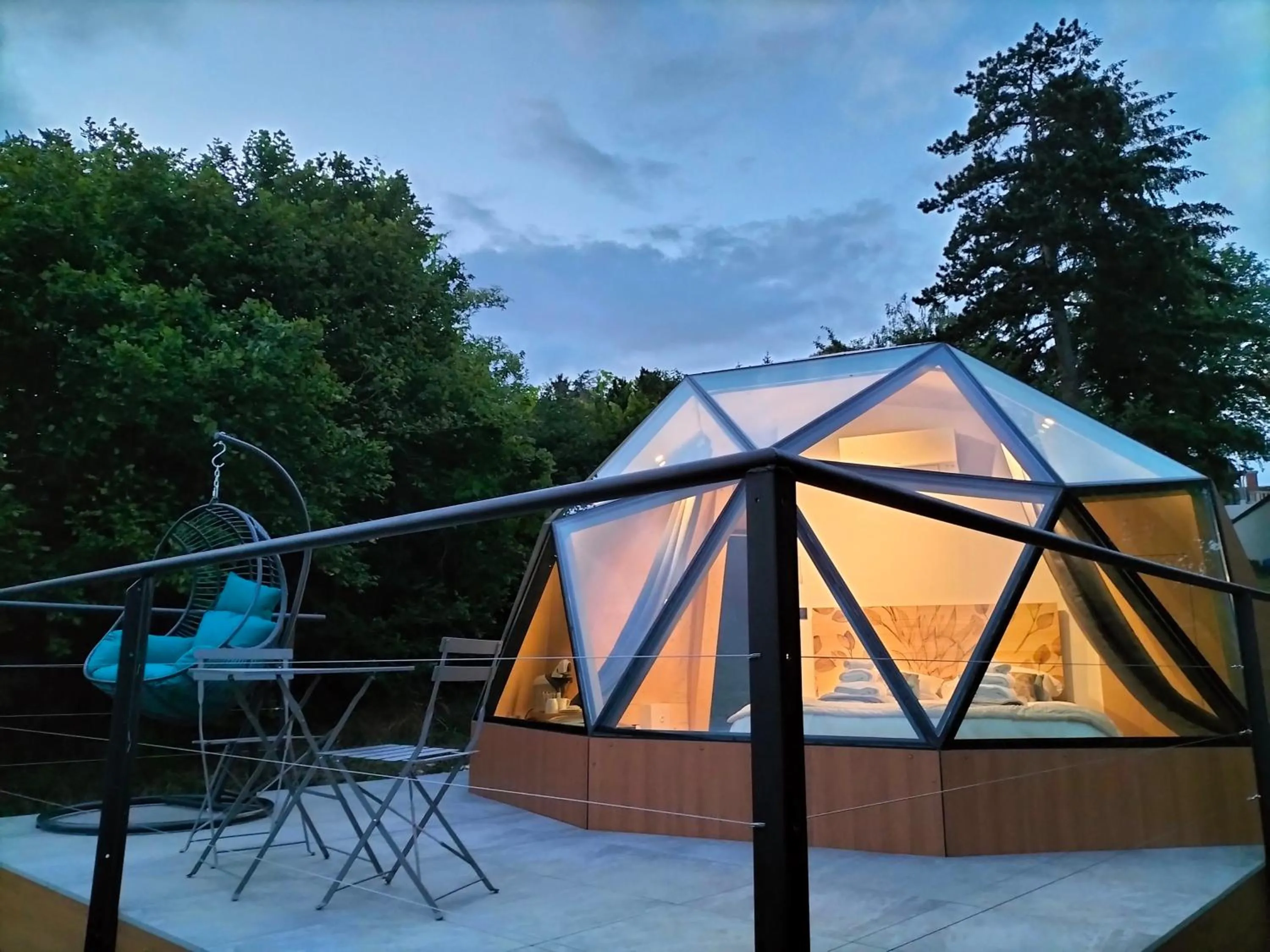 Property building in Demeure de la Garenne