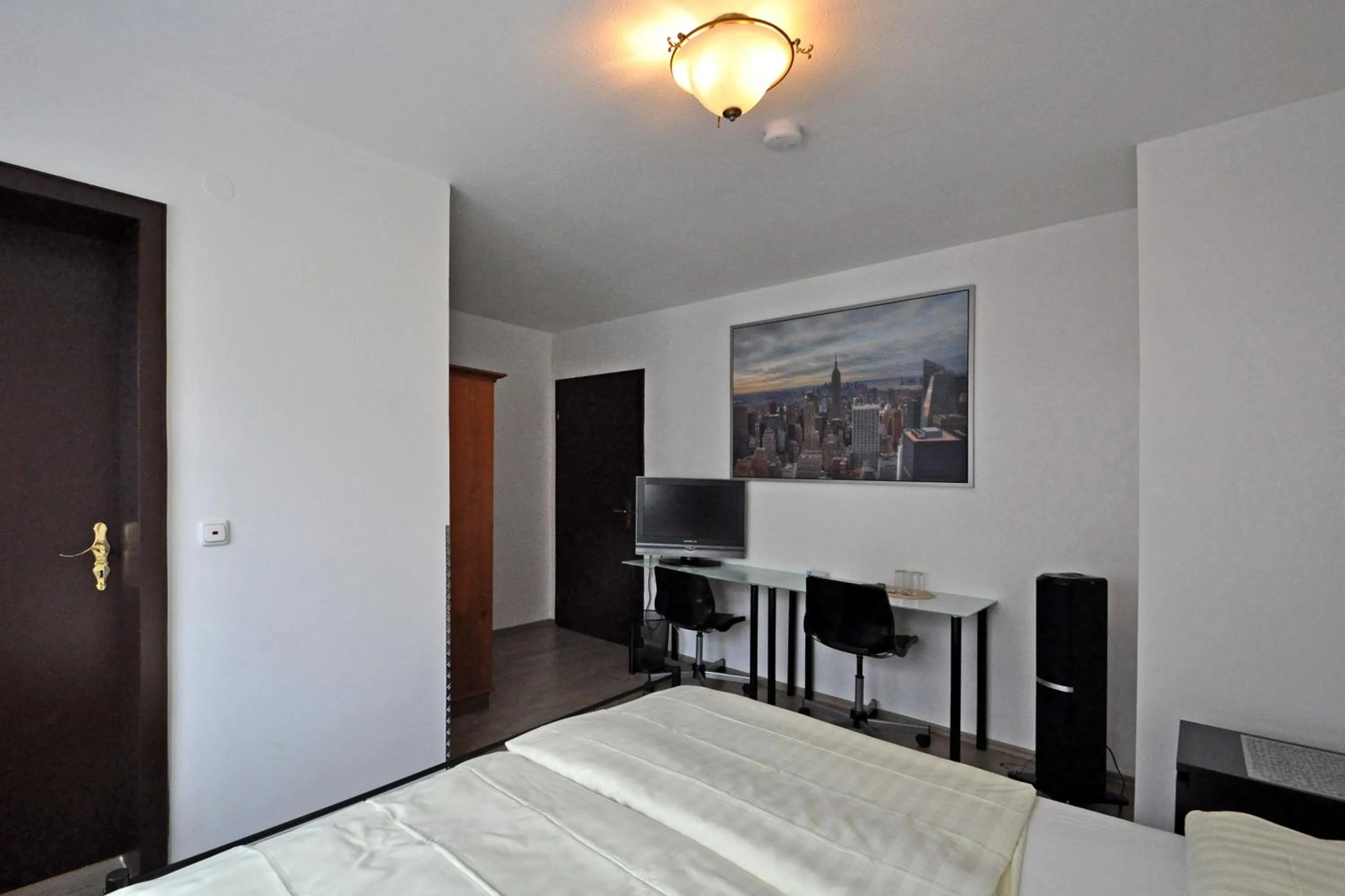 Bed in Hotel Reuter